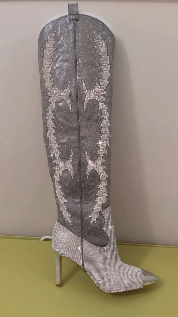 Perfect boots for summer concert season

Silver cowboy boots

Country concert
Taylor swift concert
Beyoncé concert
Festival boots 
Renaissance tour concert 

#LTKSeasonal #LTKshoecrush #LTKFind