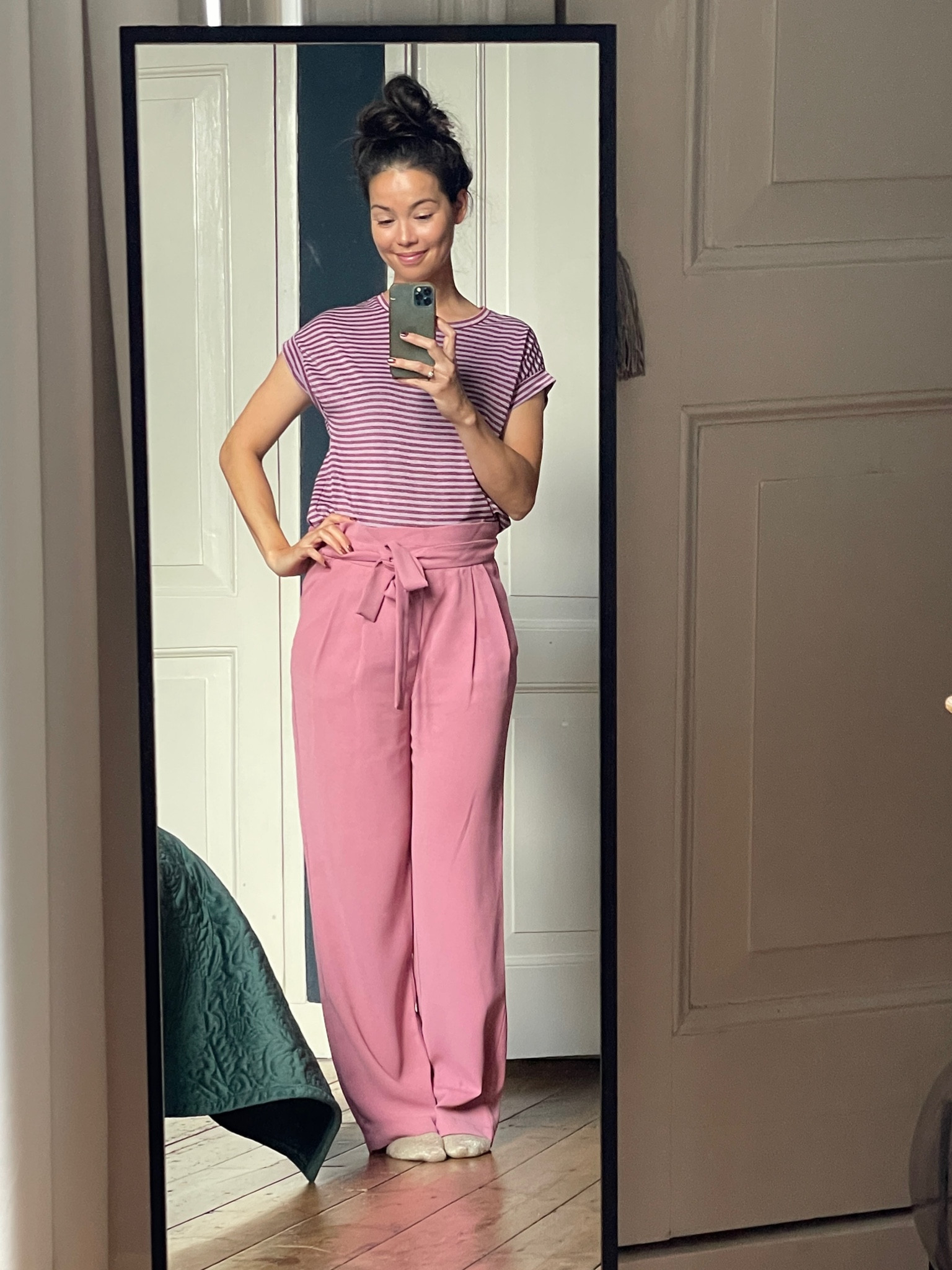 Dress like Barbie and get yourself pink trousers! #pinktrousers #pinkfashion #pink #mango #bijenkorf 

#LTKstyletip #LTKFind #LTKeurope