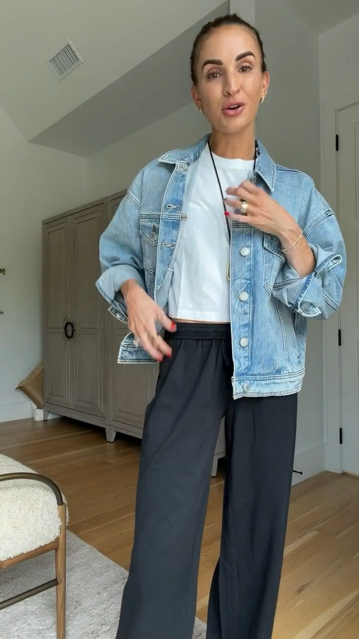 Vuori outfit I have been wearing nonstop lately! 🫶🏼 these pants are the BEST!