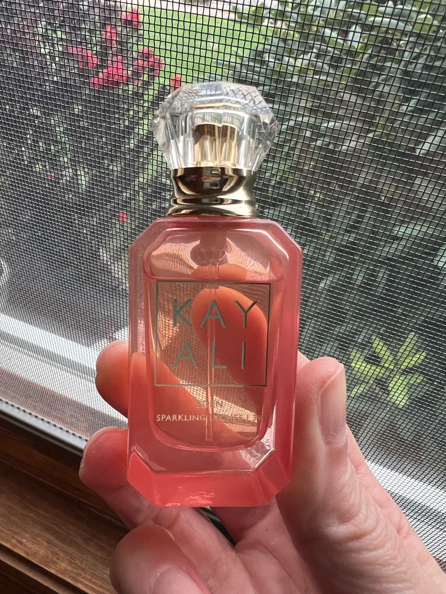 Kayali sparkling lychee perfume #beauty #perfume #kayali