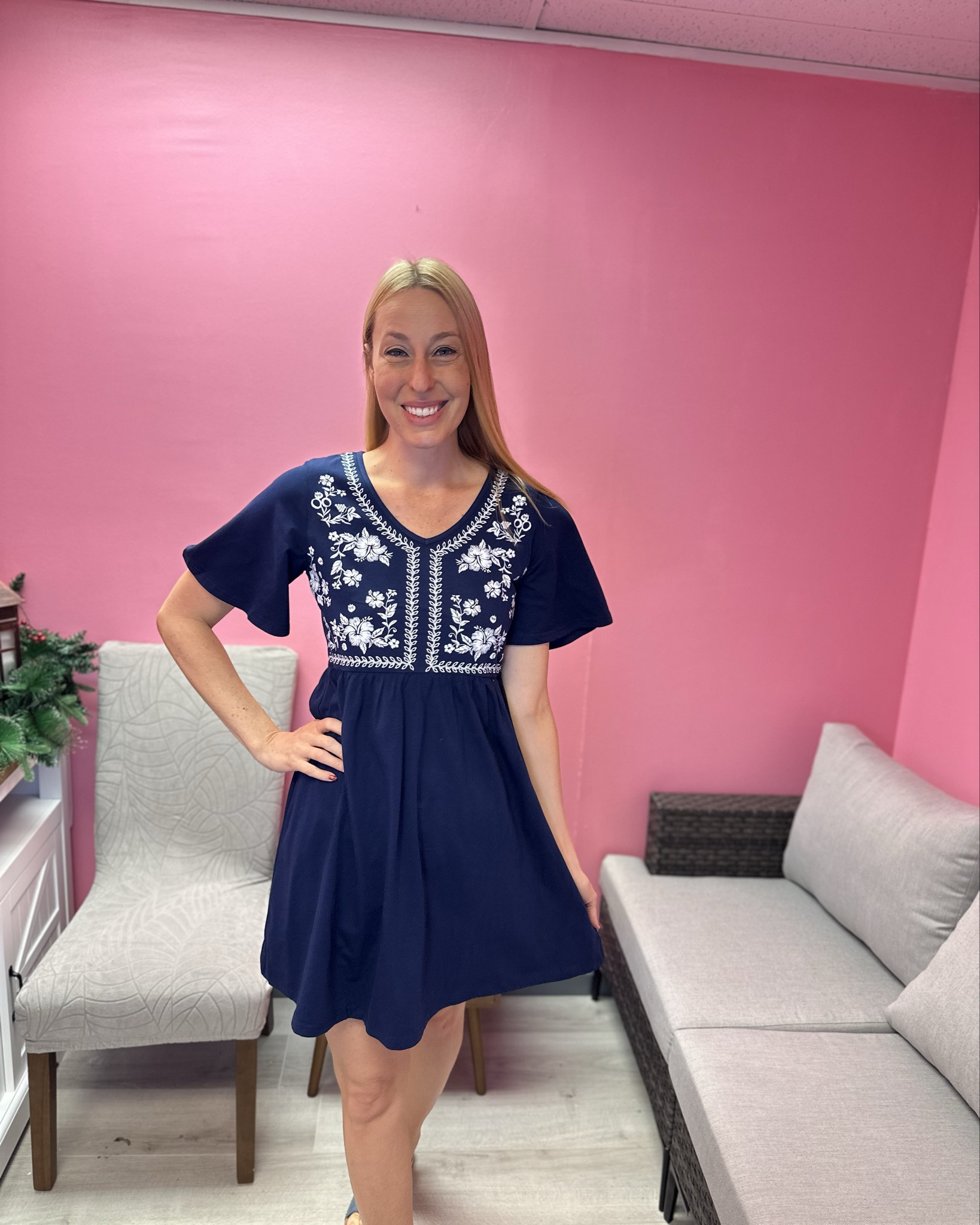 Saving this dress for vacation next month
💙 I love the beautiful printed design along the chest and the fabric is very comfy
💙it has great stretch to it  
💙wearing small in it, fits true to size and I am 5’10”

#LTKFindsUnder50 #LTKFindsUnder100 #LTKTall