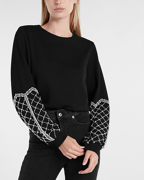 Pearl Embellished Long Sleeve Crew Neck Sweatshirt | Express