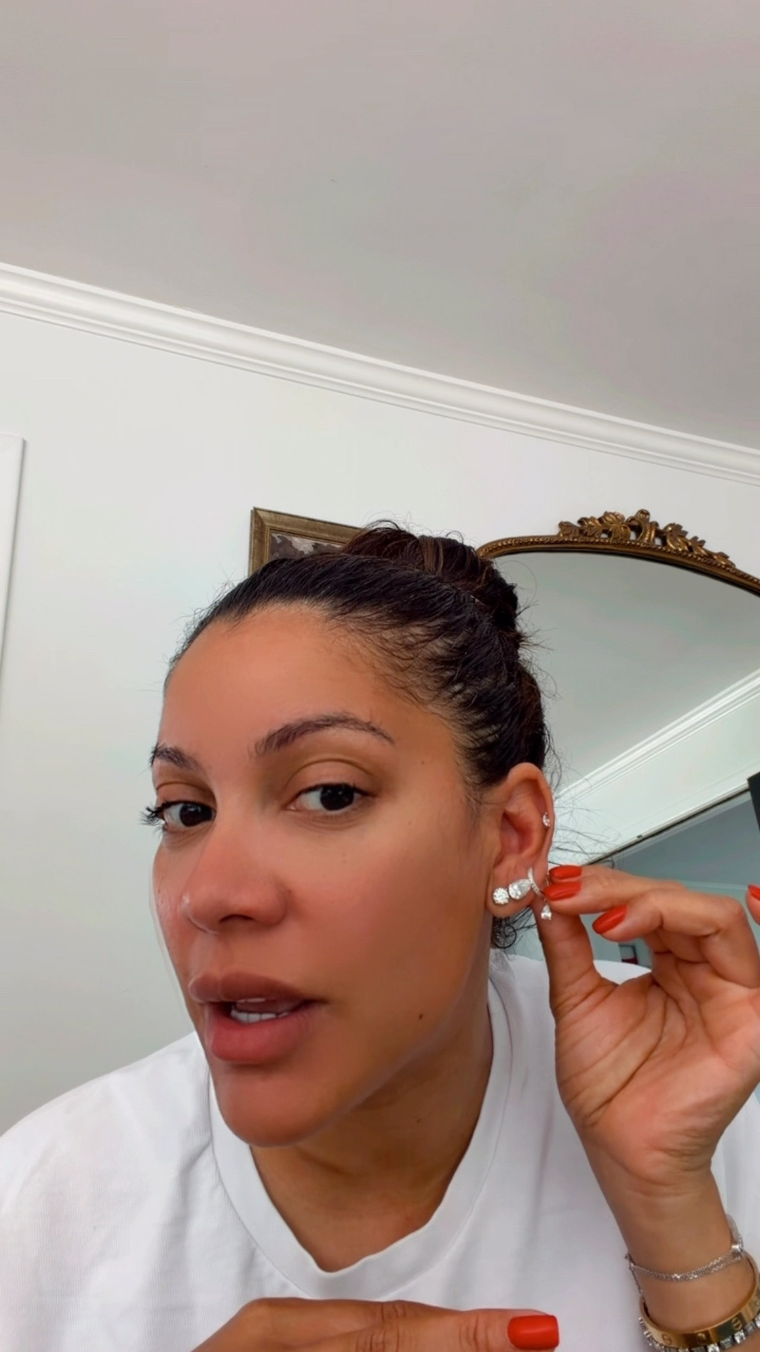 All the it girls are only wearing diamonds studs. I can't believe the quality and the price of these!