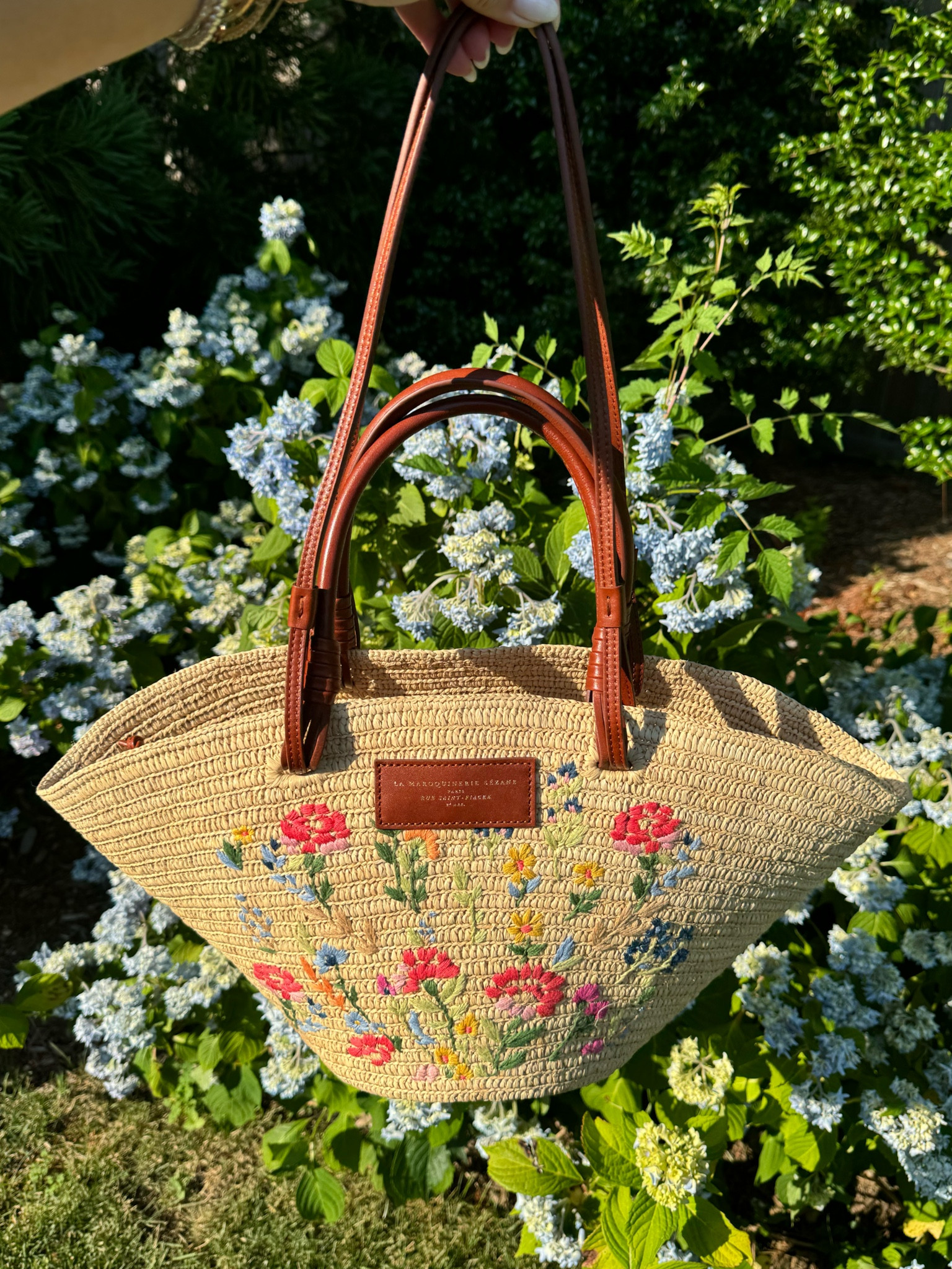 Summer bag 
Beach bag
Raffia bga 

#LTKItBag #LTKSeasonal #LTKStyleTip
