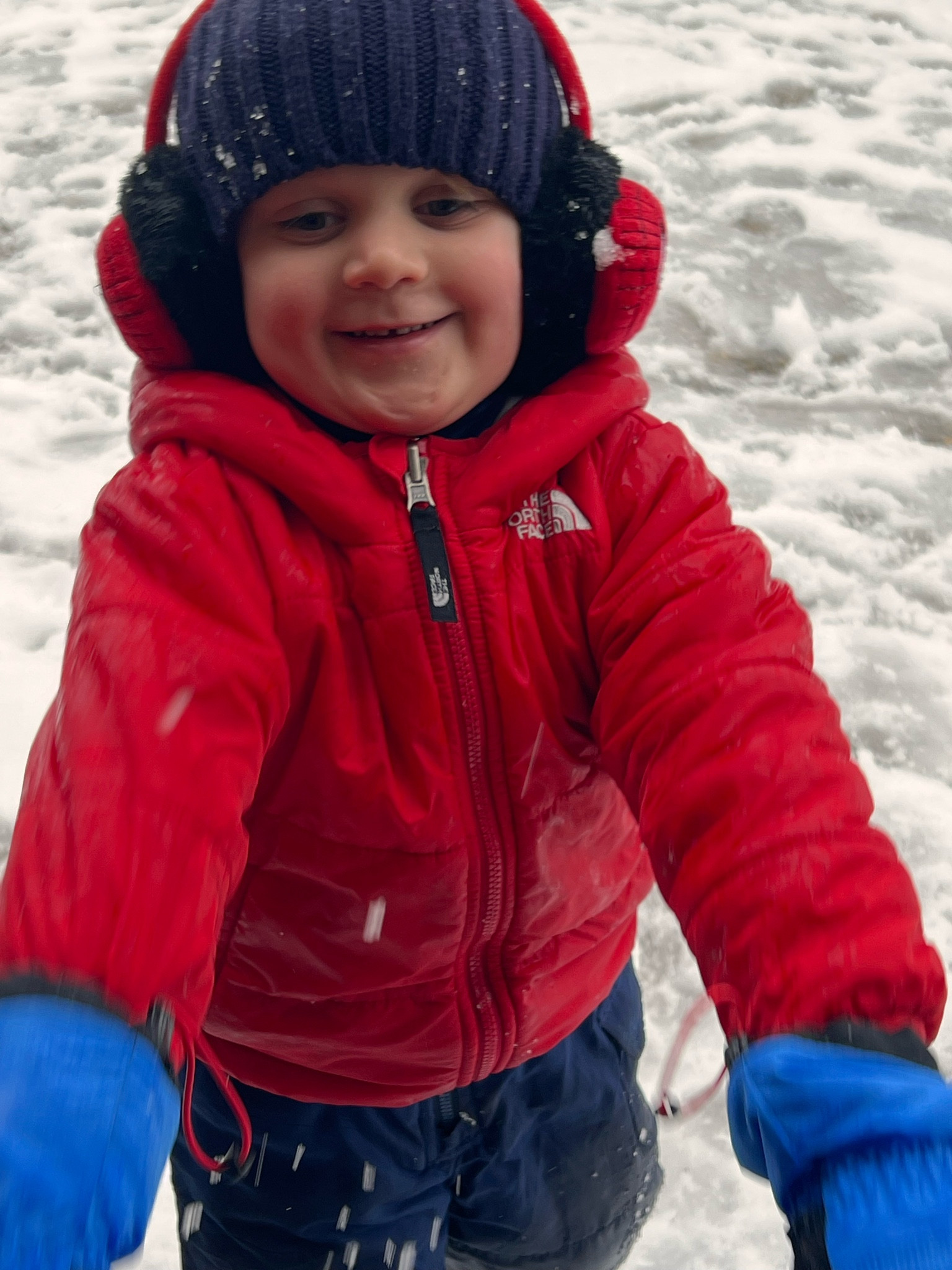 The joys of snow ❄️♥️

#LTKKids #LTKSeasonal