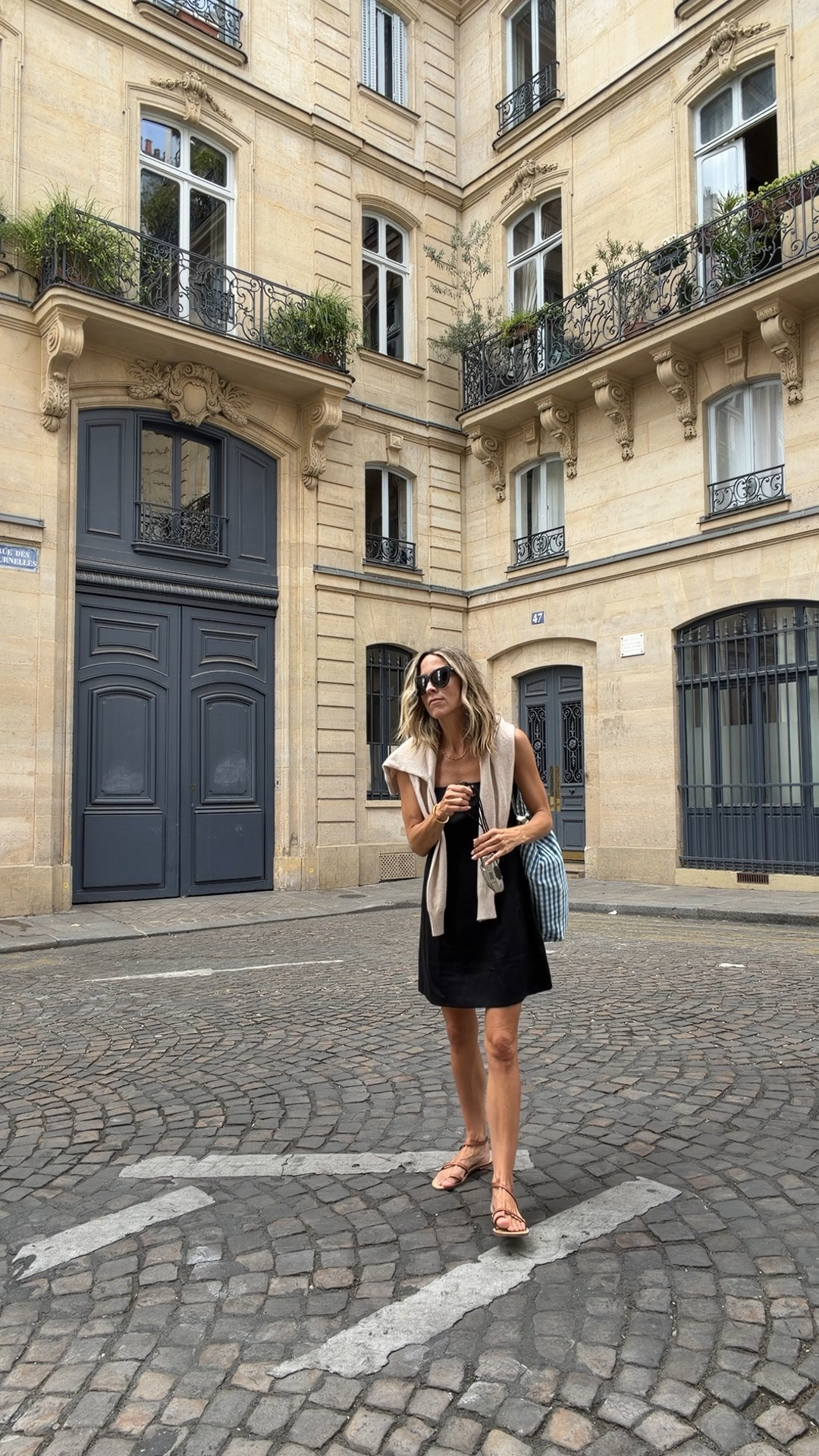 Paris shop hopping

#LTKdayinmylife #LTKTravel