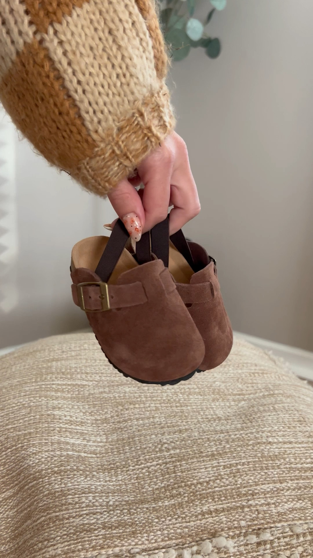 Babies first clogs 🍂🤎🧸