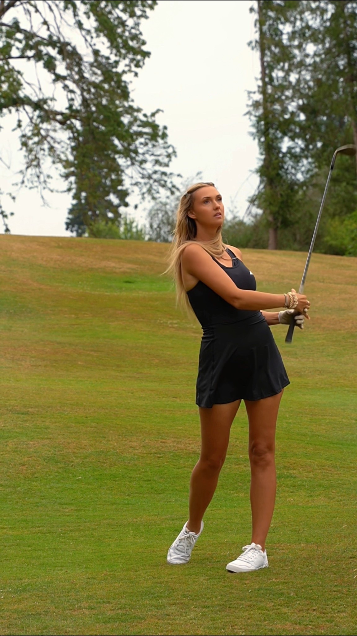 Cutie athletic dress from adidas! I’m wearing size small! So comfy! Can wear on & off the course. 