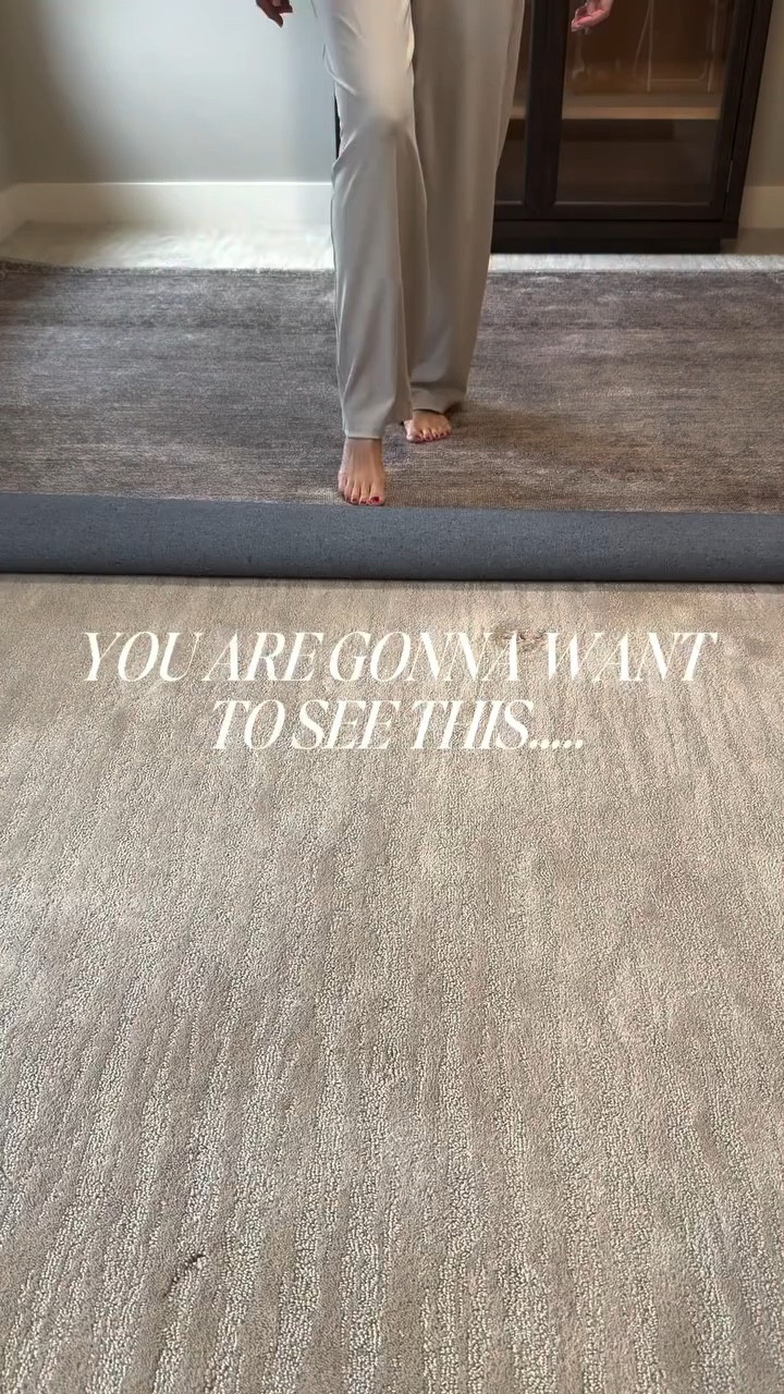 The most lovely neutral rug that will warm up any space🙌🏻 and won’t break the bank! 
Finding the right rug can be so hard and exhausting, so I enjoy sharing rugs with you all that I have purchased and love! 🤎 
🔗
.
.

#BudgetfriendlyFinds #amazonhome #amazonfinds #amazoninfluencer #lookforless

#LTKHome