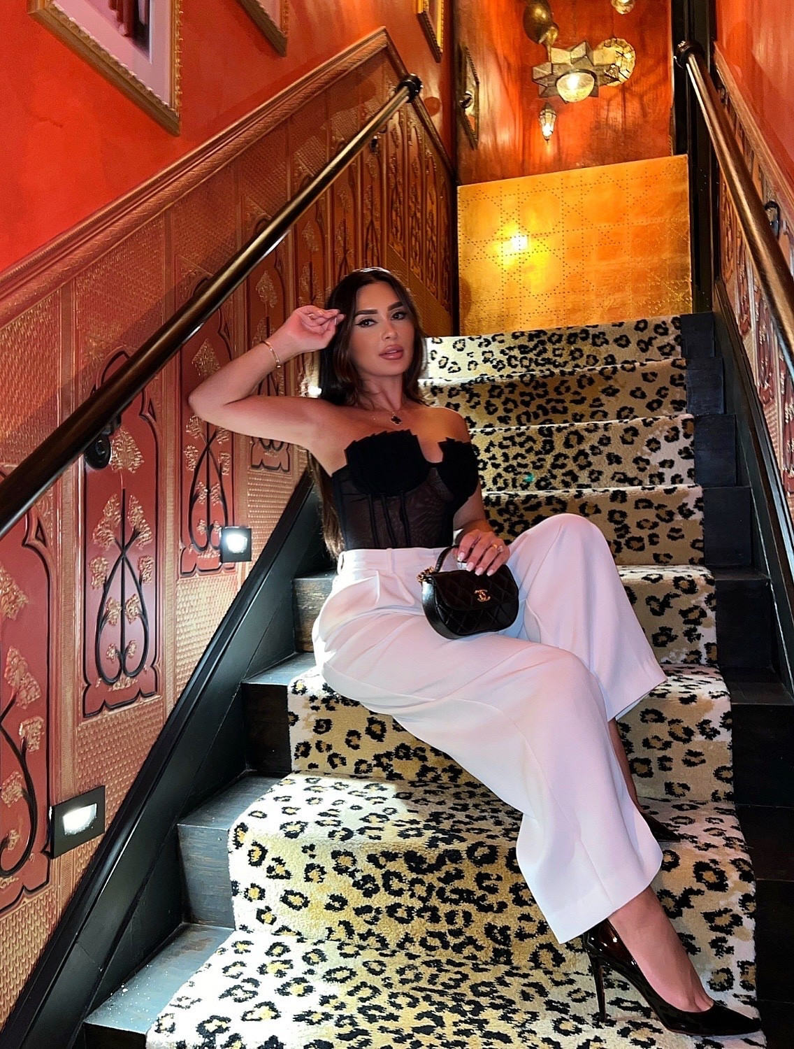 Date night fit… a little black n white combo for a sexy night out. both my top and pants are no longer available so I linked some very similar options for you to recreate this look  

#LTKItBag #LTKShoeCrush #LTKStyleTip