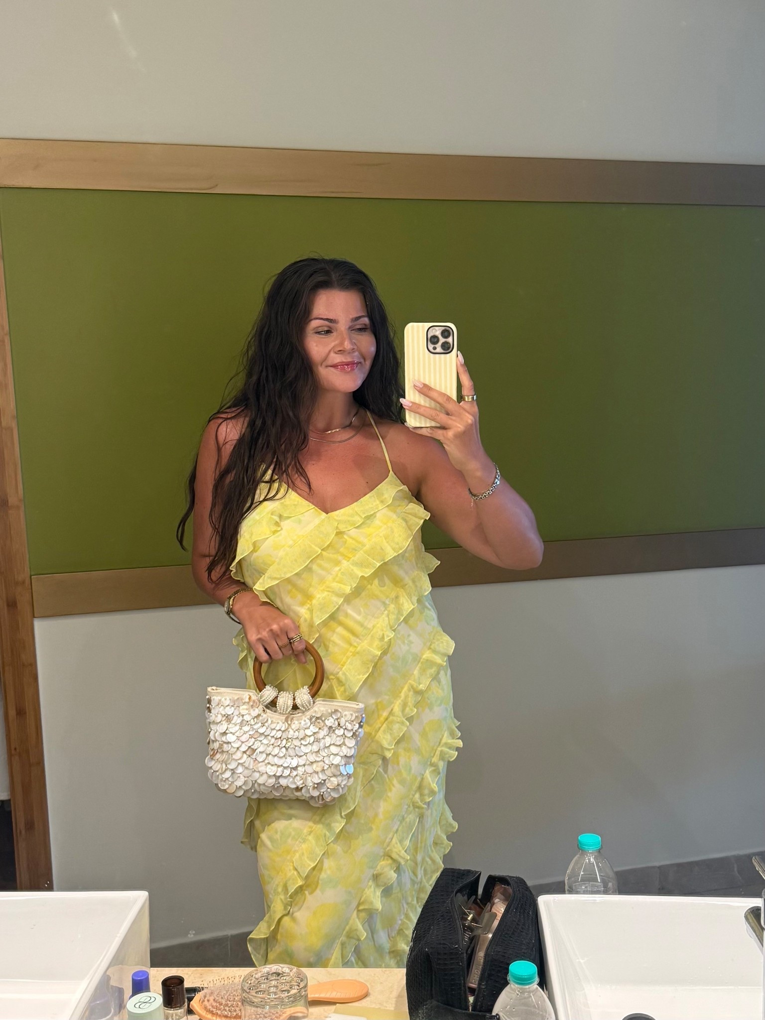 Beach vacation dress! It’s a rental from fashionpass. You can get your first 2 months for $59/month with code SARAH99686R



Beach vacation outfit, bright summer dress, spring dress, colorful dress 