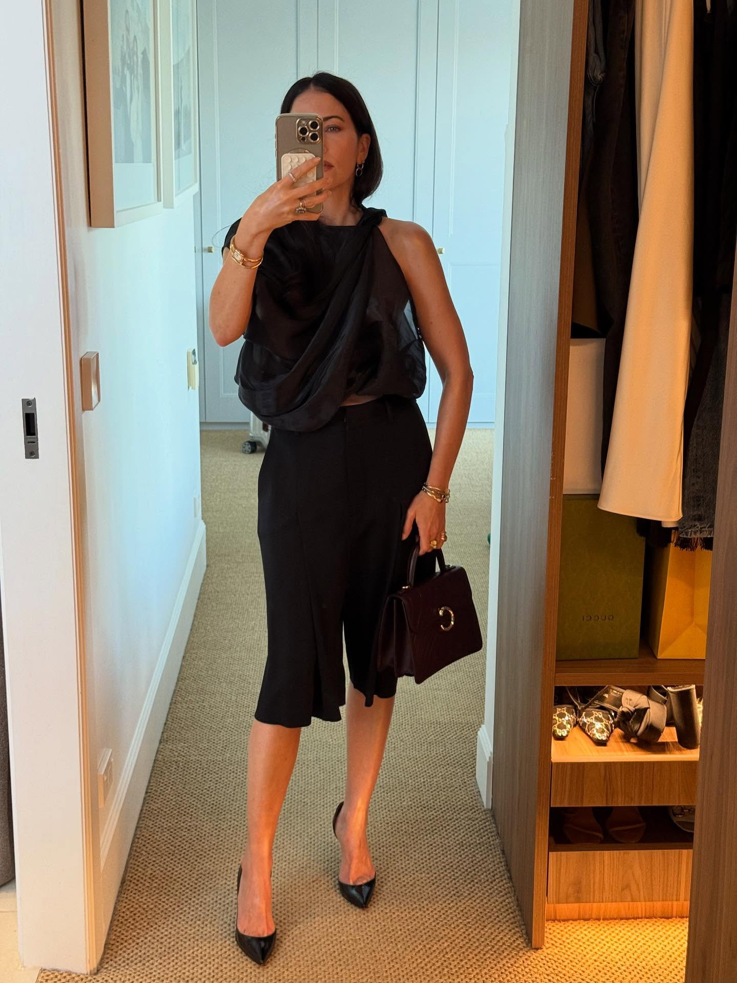 En route to celebrate the partnership between two iconic Australian Brands @davidjonesstore and @qantas.

Top and shorts @biancaspender
Shoes @christianlouboutin
Bag @cartier 

 #LTKaustralia #LTKsummer