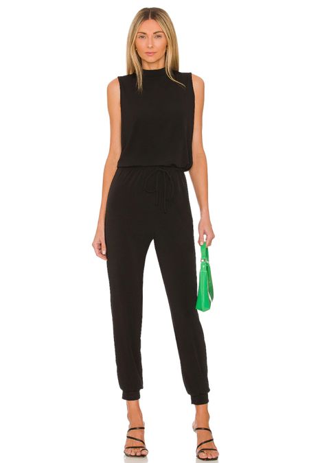 This black jumpsuit is perfect for vacation outfits, birthday party outfits, and fancy dinners! 