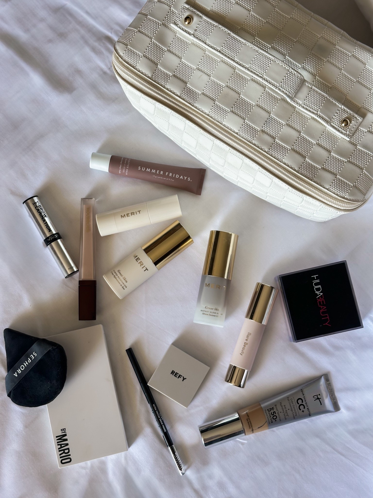 Just re ordered a bunch of my favorites use code SAVEGIFTS until 12/14 

REFY cream blush- color rust
Rare Beauty cream bronzer color - Happy Sol
Mario blush - Just peach 
CC cream - Light
Hourglass concealer- silk vanish 
Merit highlighting balm - Cava
Huba Beauty setting powder - cupcake 

#LTKHoliday #LTKselfcare #LTKGiftGuide