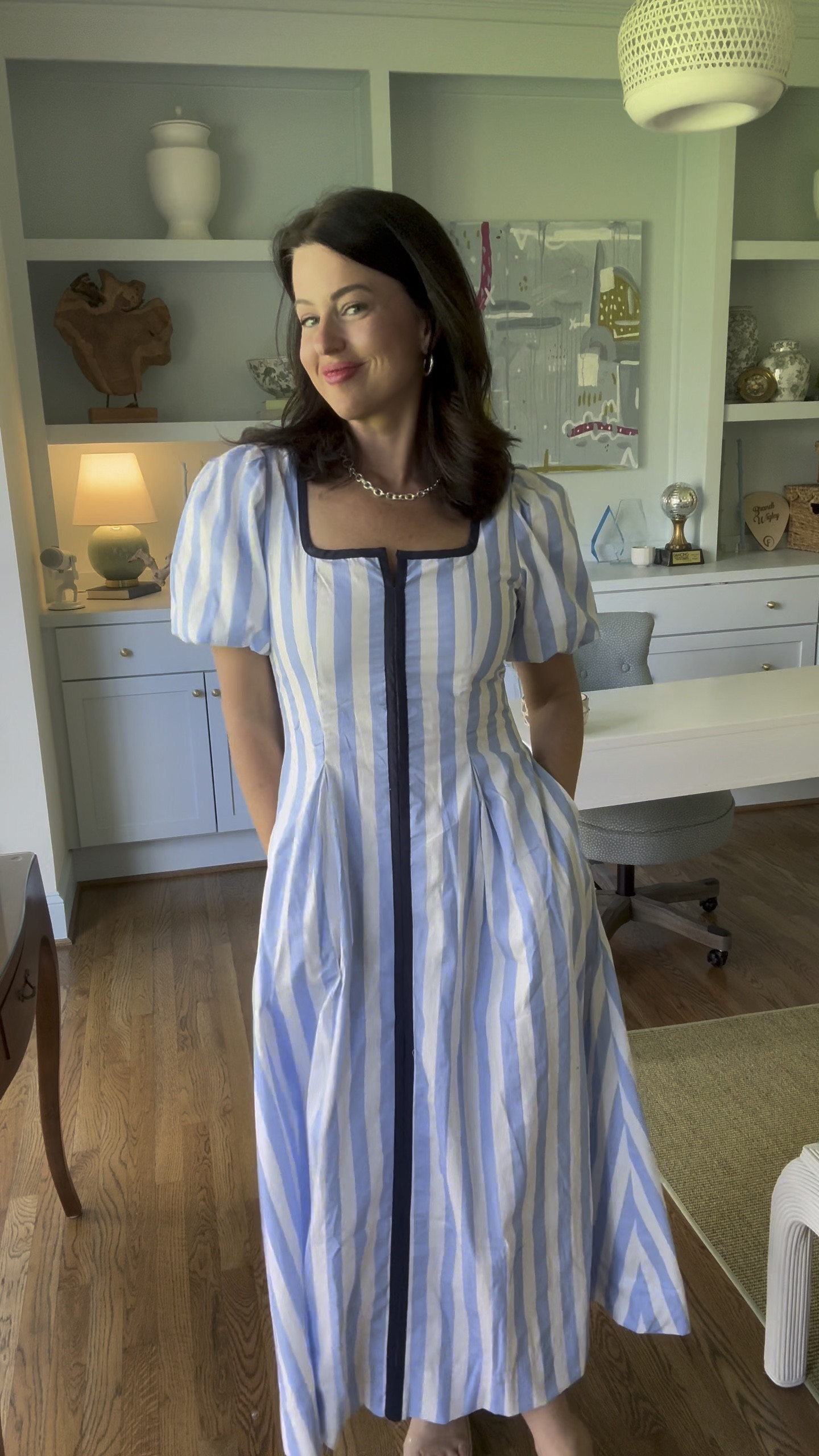 Avara nailed it with these two dresses! Perfect for these spring days! Love how both dresses fit in all the right places. Feminine perfection. I’m in my normal size medium in both and fit well. 