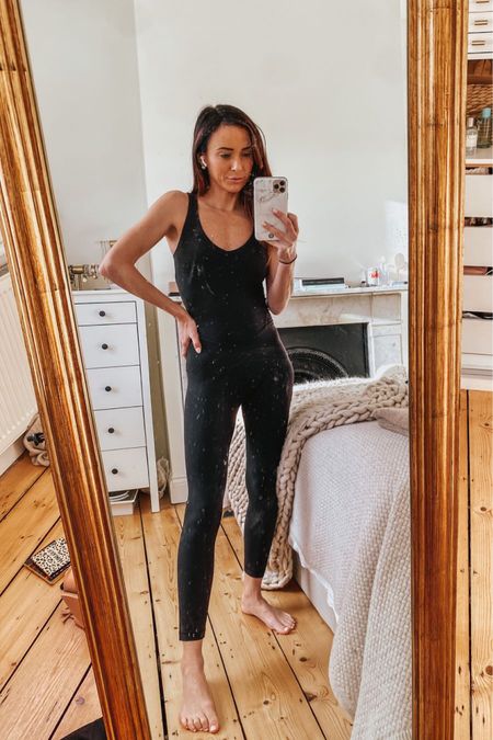 This is the (NOT RIBBED) align bodysuit — linked the ribbed one in case you want that one. • wearing size 4 (normal size: 2)

#LTKSeasonal #LTKstyletip #LTKFind