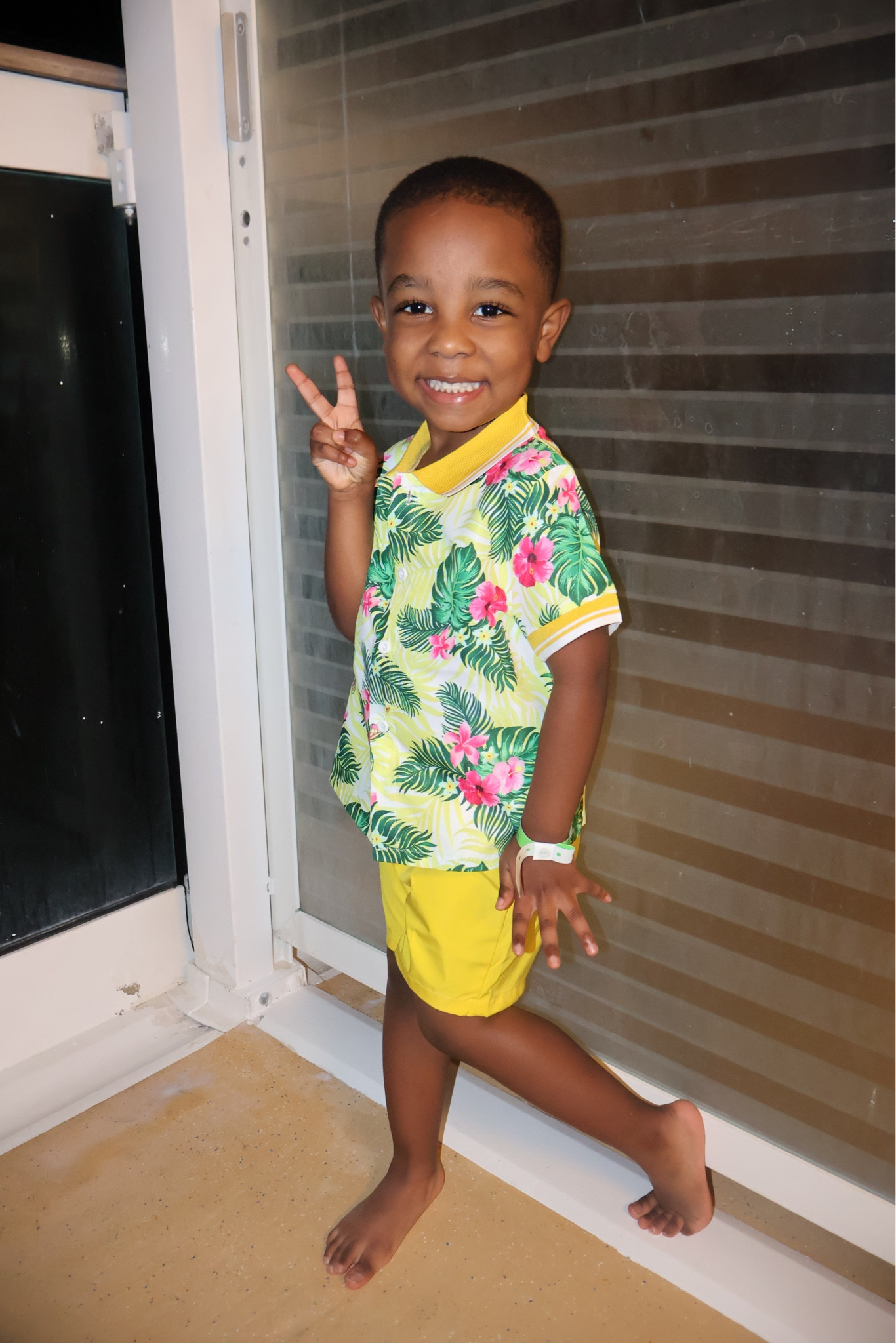 Bahama Baby! 
Doesn’t Preston look tropical in this bright yellow? This was perfect for our cruise to the Bahamas! 

Tropical top | tropical kids outfit

#LTKSeasonal #LTKtravel #LTKkids
