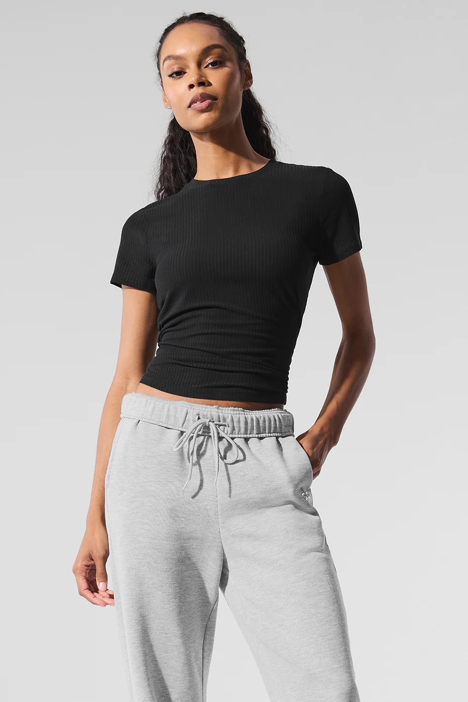 ALO | Ribbed Sea Coast T-Shirt in Black, Size: 2XS | Alo Yoga (US)