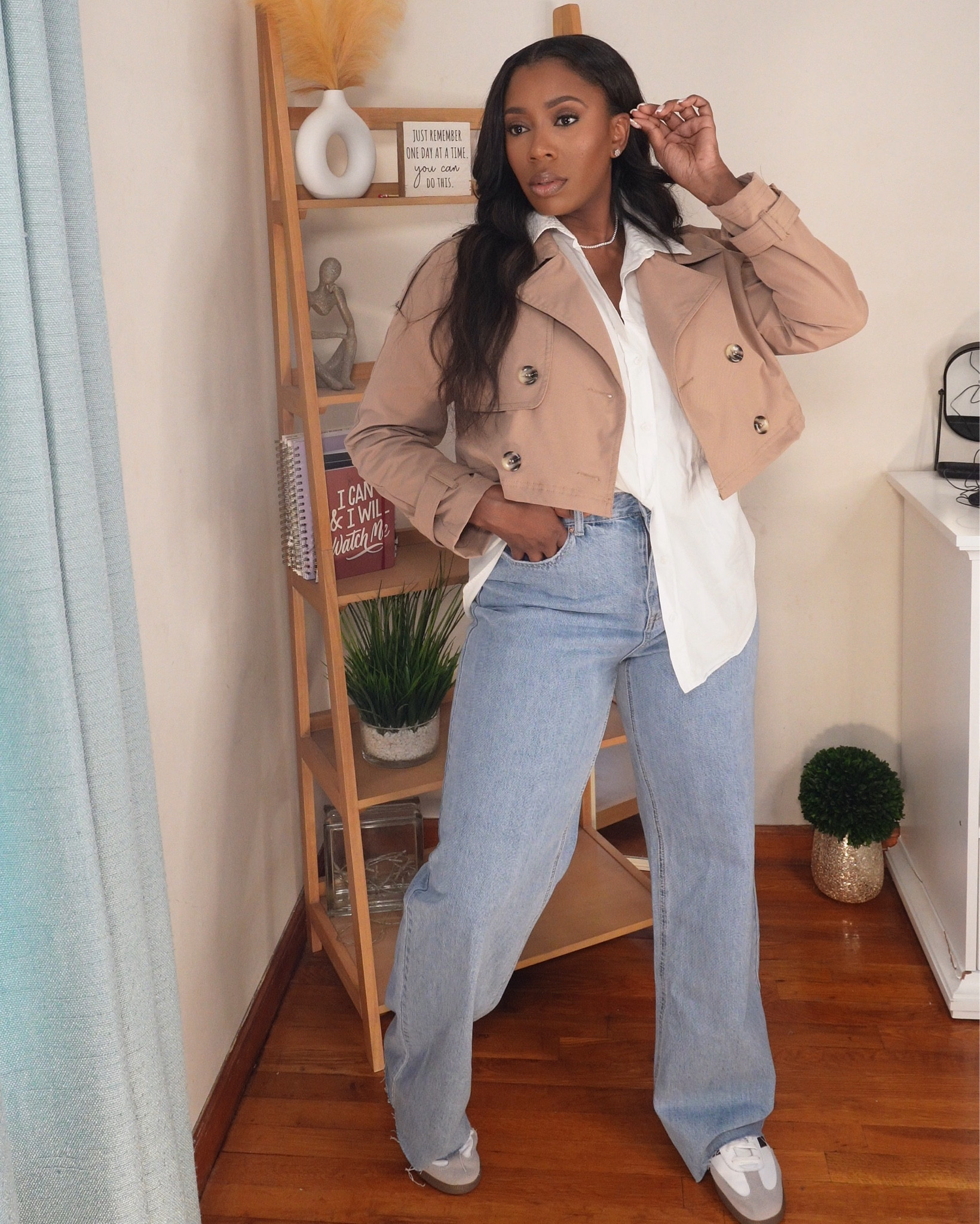 Cropped jacket

#LTKVideo #LTKSeasonal #LTKfindsunder50