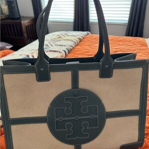 AUTHENTIC TORY BURCH ELLA QUADRANT TOTE | Poshmark