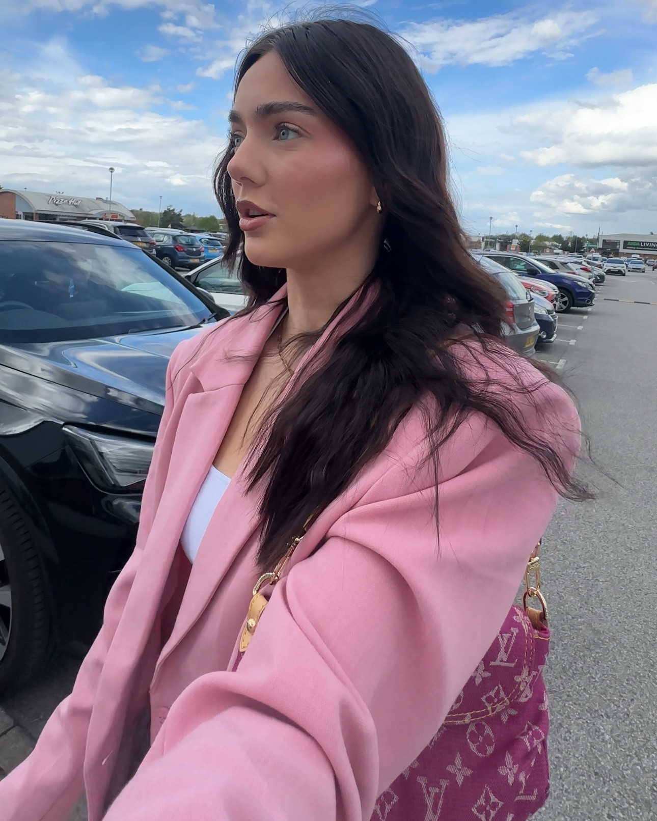 bag & blazer link 💞 

#LTKuk #LTKAprilSpotlight #LTKxAFSale