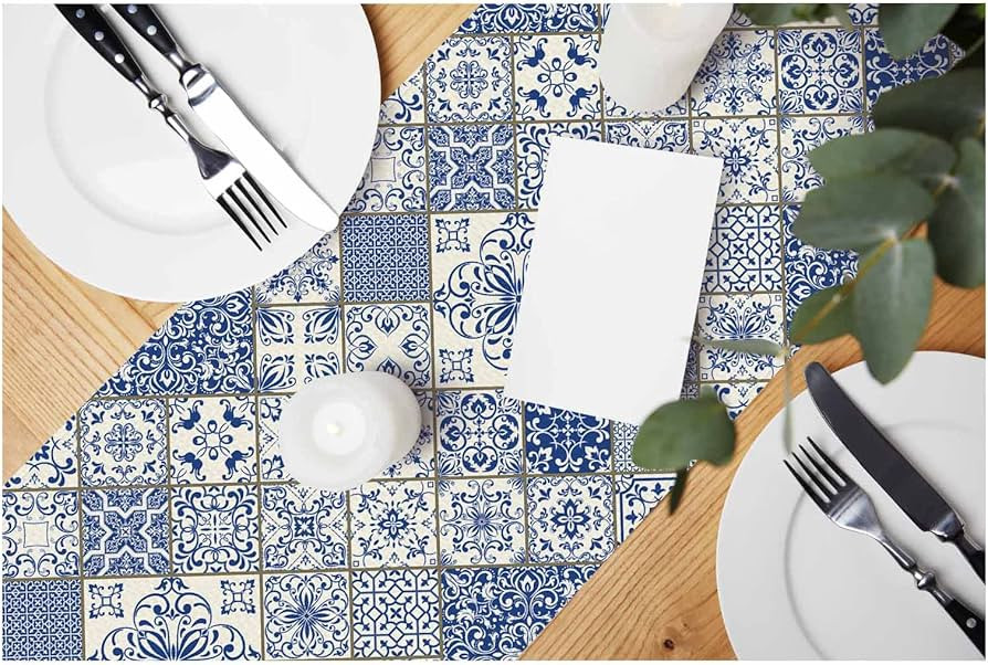 HOSNYE Table Runner Blue White Patchwork Tile in Spanish Style,Cotton Linen Table Runner Decorati... | Amazon (US)
