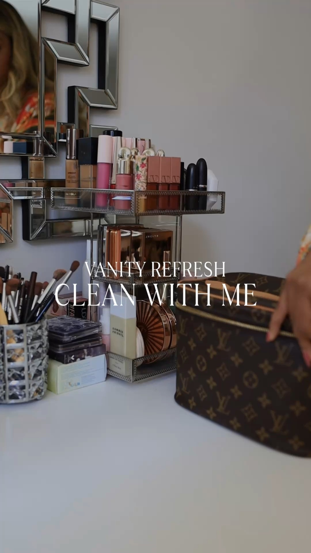 Vanity refresh ✨ Loving my vanity, and getting everything organized—it just makes my routine feel so much easier. Sometimes a little reset is all you need.

vanity refresh // makeup organization // beauty setup // clean aesthetic // getting organized // everyday routine // vanity inspo // simple home refresh