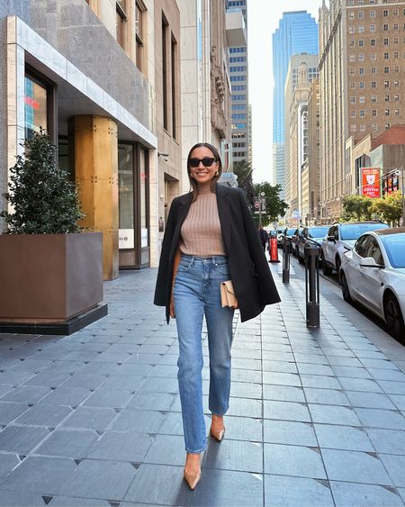 LTK conference day 2 look! 

Amazon blazer xs - love this oversized blazer. A go to layering piece 
90s straight leg Jeans Madewell sized down one only - I recommend the darker wash for fall 
Heels are old Manolo Blahniks 

Workwear / smart casual / business casual 

#LTKworkwear #LTKCon #LTKxMadewell