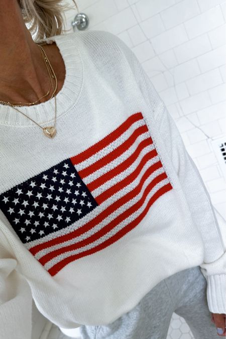 USA
Flag sweater
Memorial Day
On sale

#LTKSaleAlert #LTKSeasonal #LTKStyleTip