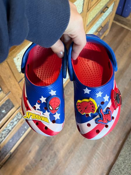 Fresh new Crocs for the summer! My son picked these out himself & honestly I’m obsessed 😍🇺🇸🕸️

Kids finds
Kids shoes
Summer shoes
Patriotic 
Spider-Man
Spidey

#LTKKids #LTKShoeCrush #LTKFindsUnder50