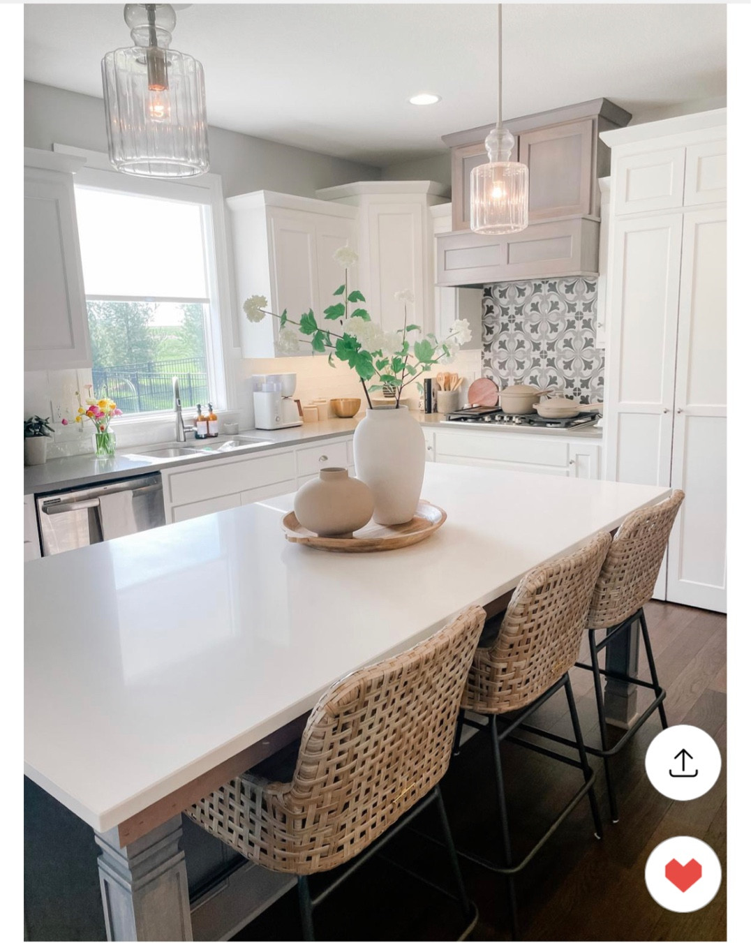 Bar stools 
Kitchen decor 

#LTKhome