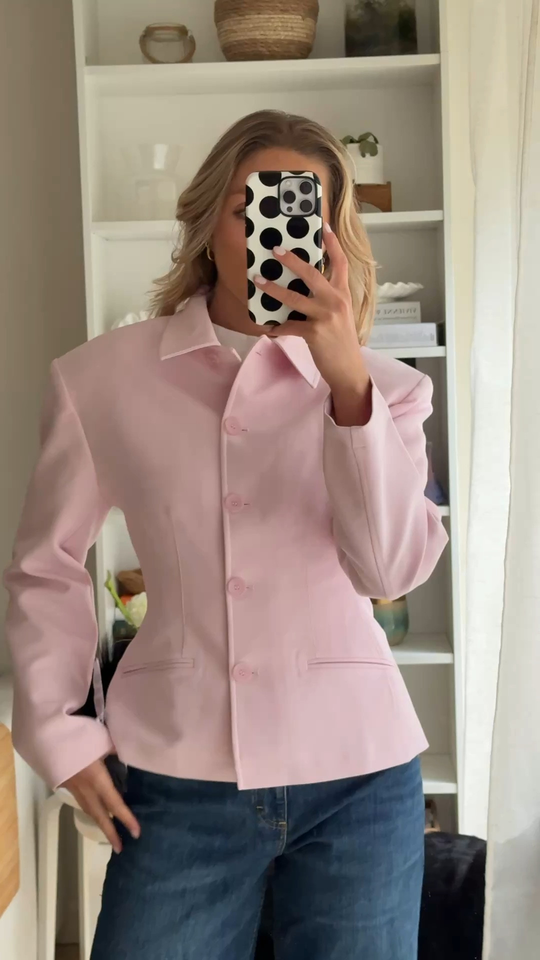 Pink cinched blazer of dreams 🌸

Asos, cinched blazer, pink jacket, spring style, spring blazer, spring outfit, shoulder pads, 

#LTKsummer #LTKspring #LTKuk