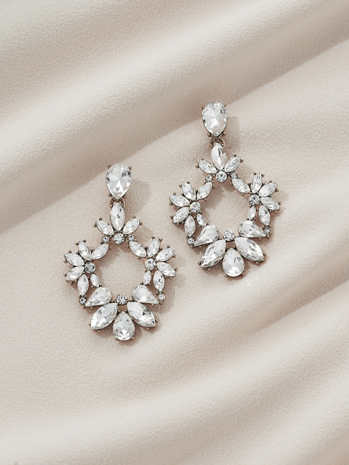 Olivia Drops | olive + piper