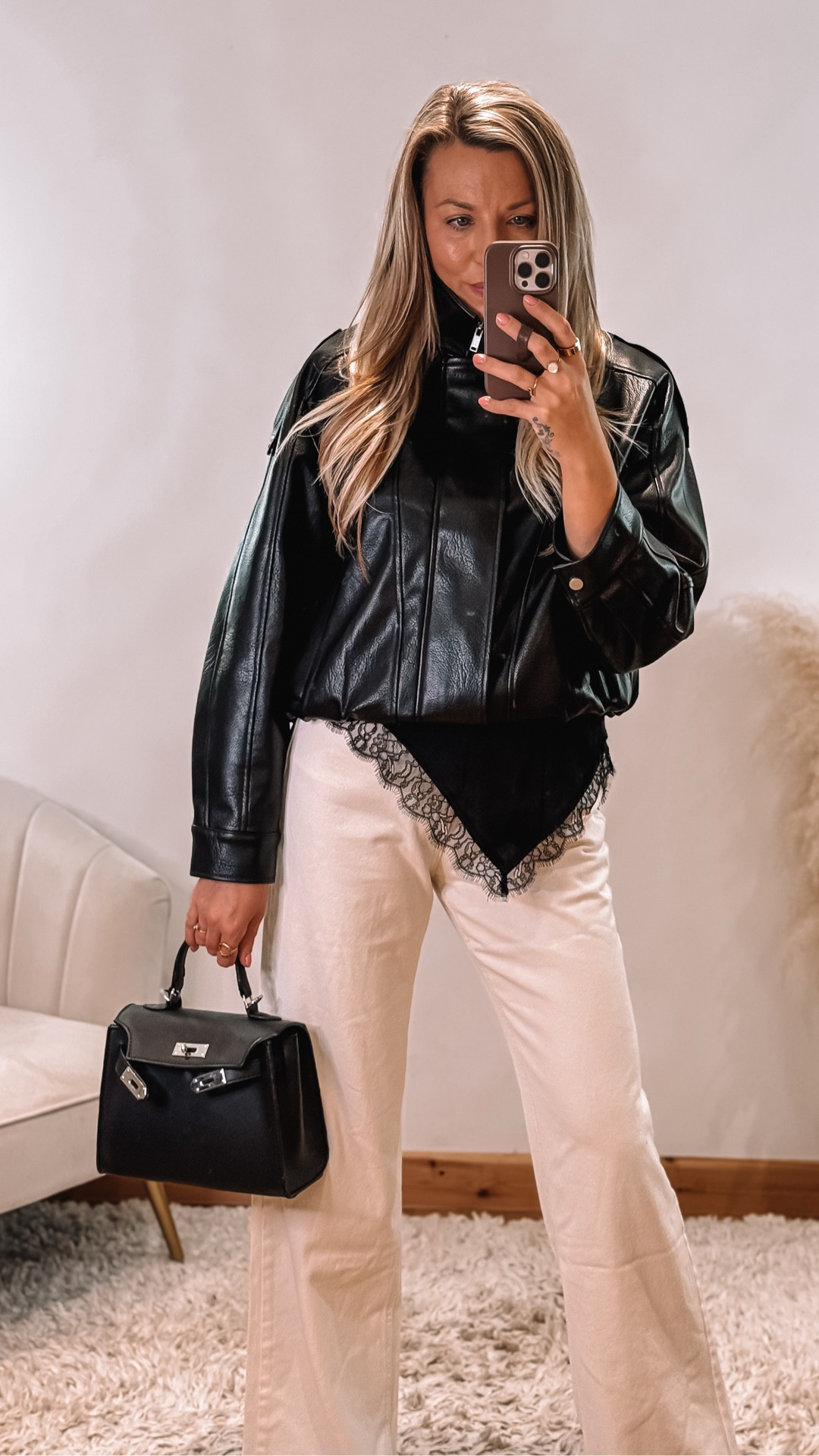 Rate it or hate it 👀
Leather bomber, lace detail & cream jeans.
would you wear this or is it a no?
👇 Be honest


#LTKuk #LTKeurope #LTKwinter