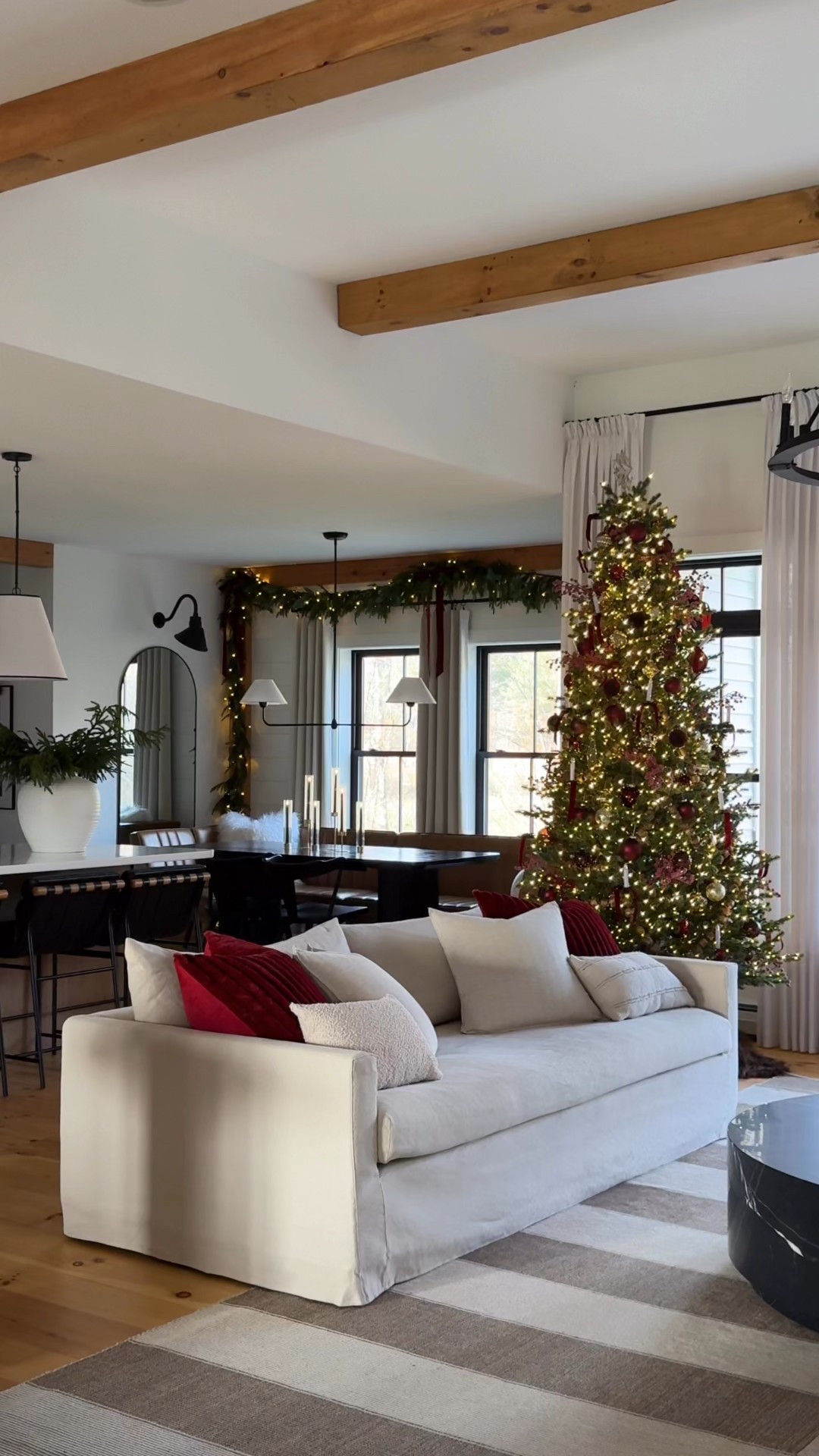 The sofa that checks all the boxes!

It’s stylish, has a deep seat for ultimate lounging and cloud-like comfort all around. 

I give this sofa a true 10/10 — comment SOFA for link to be sent straight to your inbox!

@sicotas | #sicotas 

#amazonfinds 
#amazonhomefinds 
#christmashome
#christmasinspiration 
#christmaslivingroom


#LTKSeasonal #LTKHome #LTKHoliday