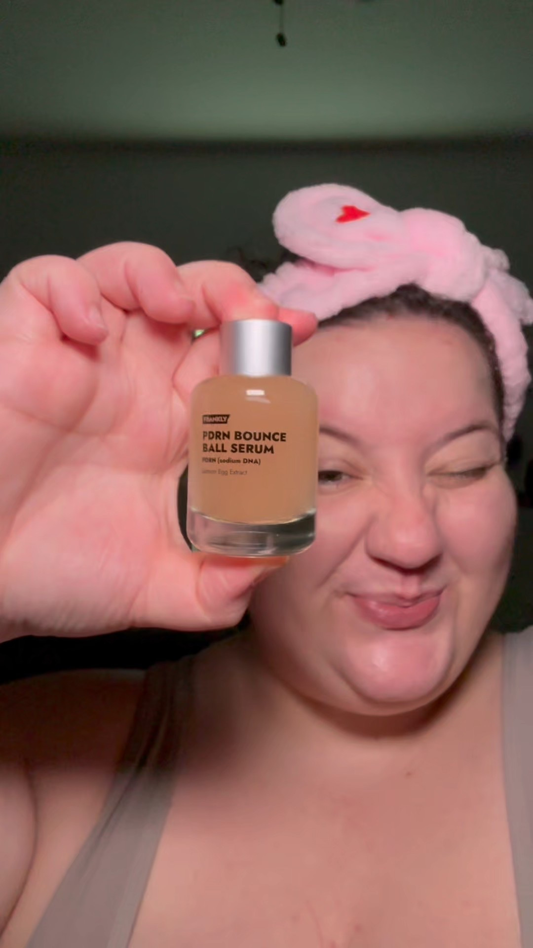 who says you shouldn’t play with your skincare?? This serum by Frankly is one of my favorites, and I CANT stop watching it! 

#LTKBeauty #LTKFindsUnder50 #LTKStyleTip