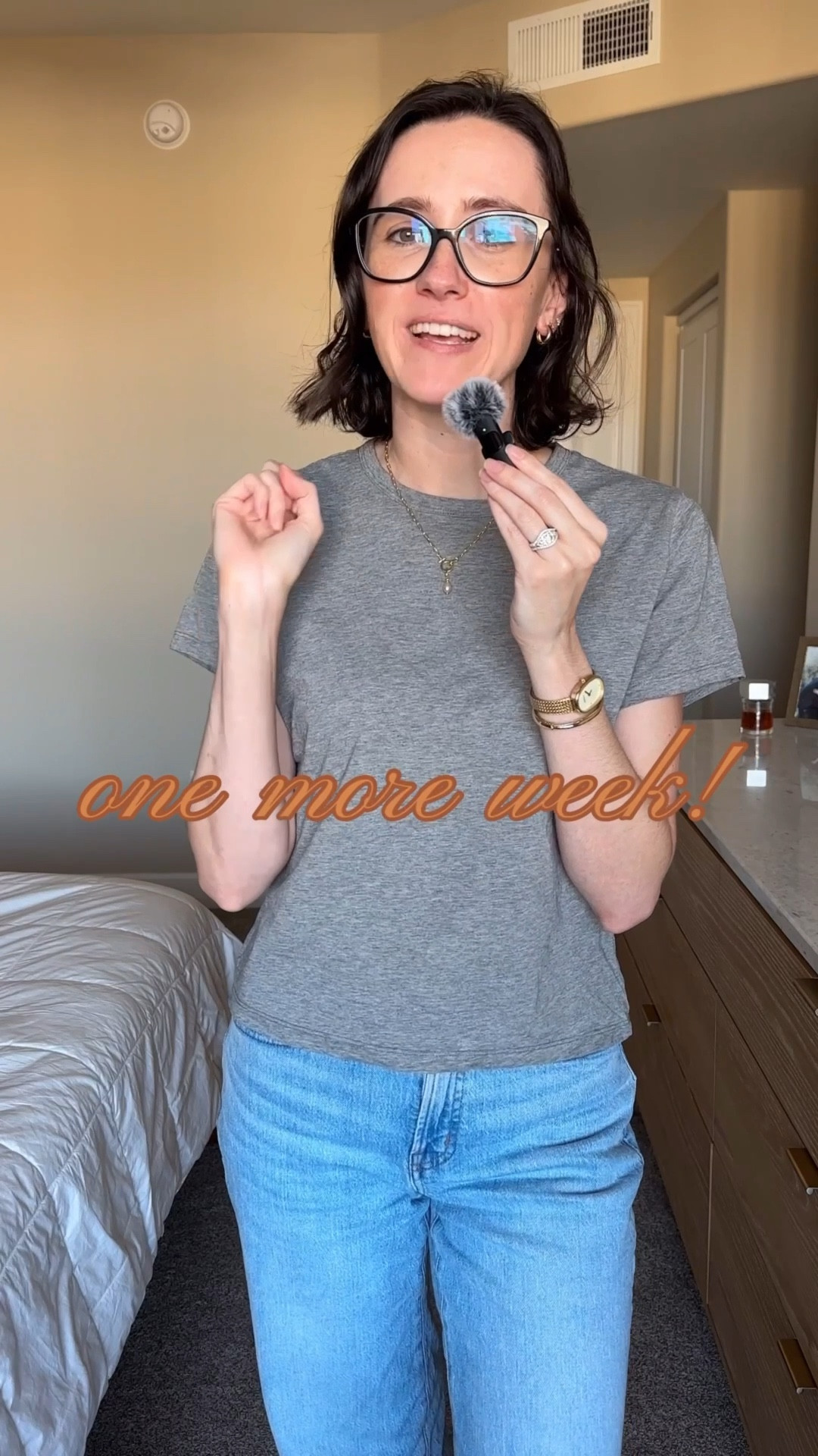 One more week left in this outfit series!! Let’s keep the transitional outfit party going 🥳

#LTKSeasonal #LTKStyleTip #LTKFallSale