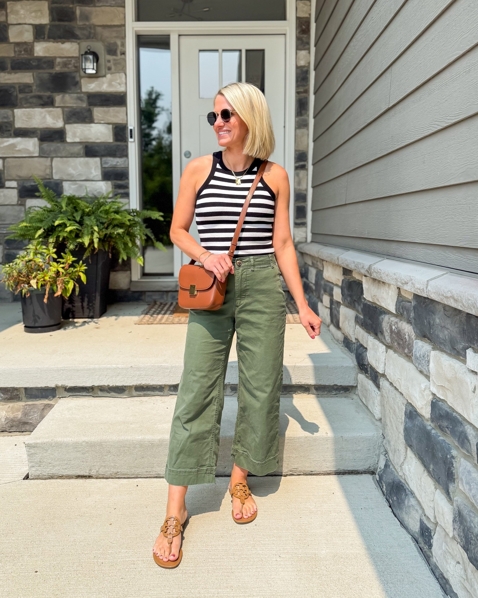 What I wore this Saturday this week as a mom of 2! Top- small || pants- old, linked similar options 

#LTKSeasonal #LTKStyleTip #LTKOver40