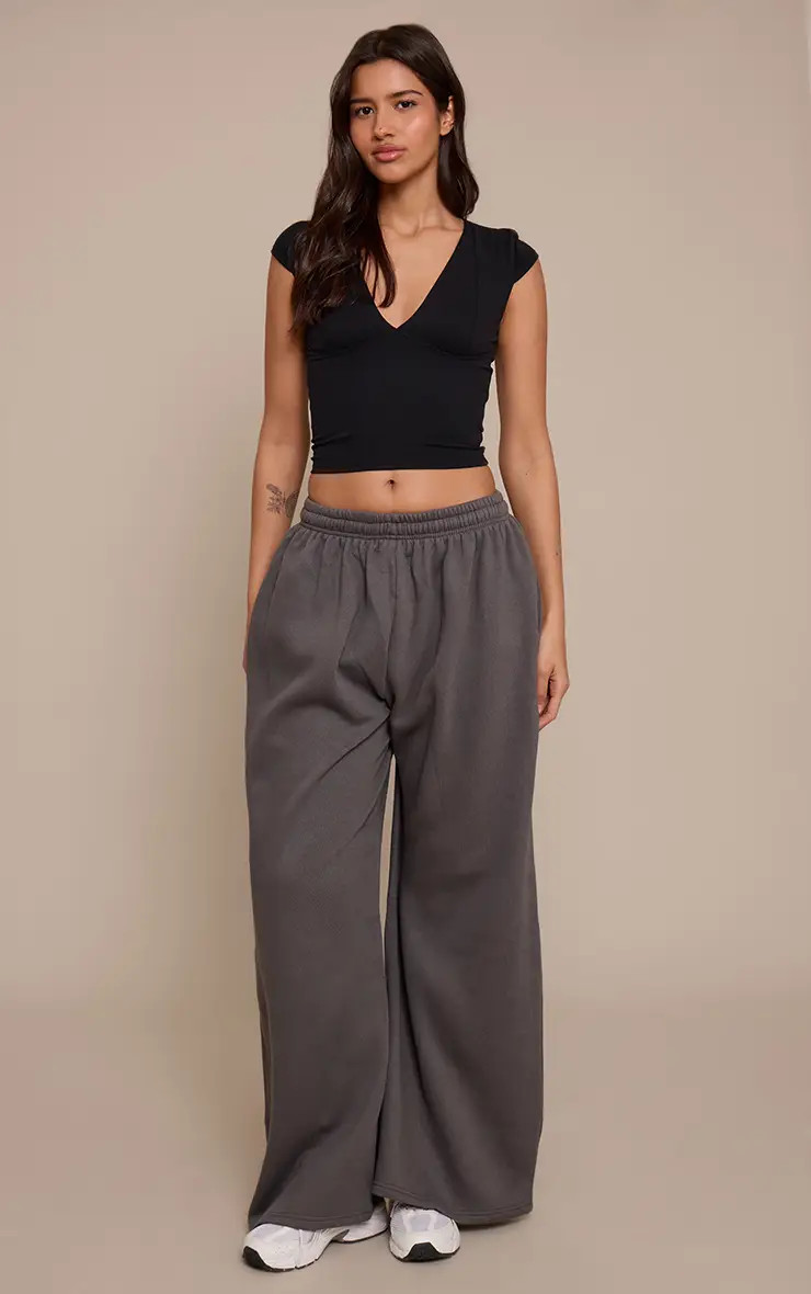 Charcoal Wide Leg Joggers | PrettyLittleThing USA | PrettyLittleThing US