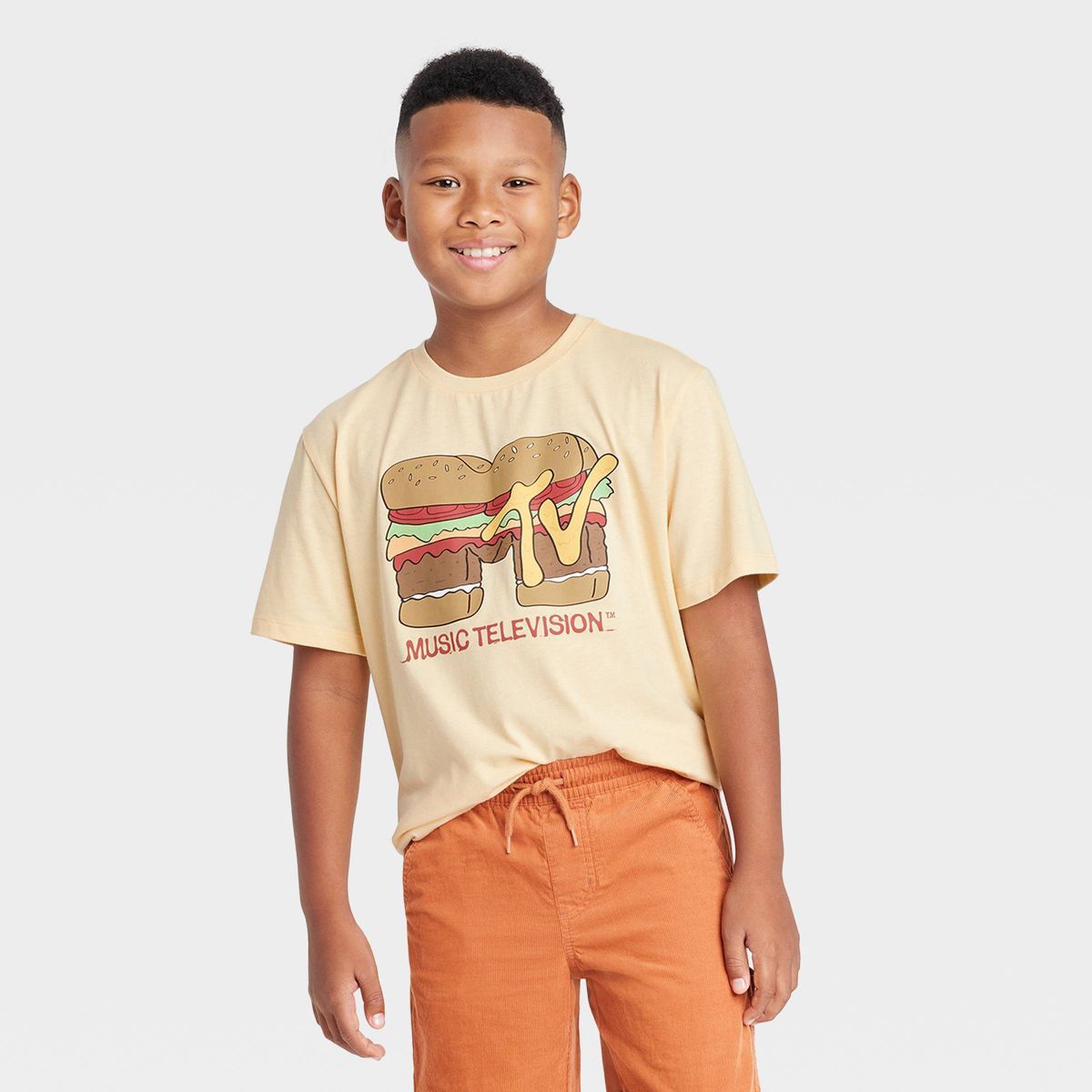 Boys' MTV Burger Logo Short Sleeve Graphic T-Shirt - art class™ Yellow | Target
