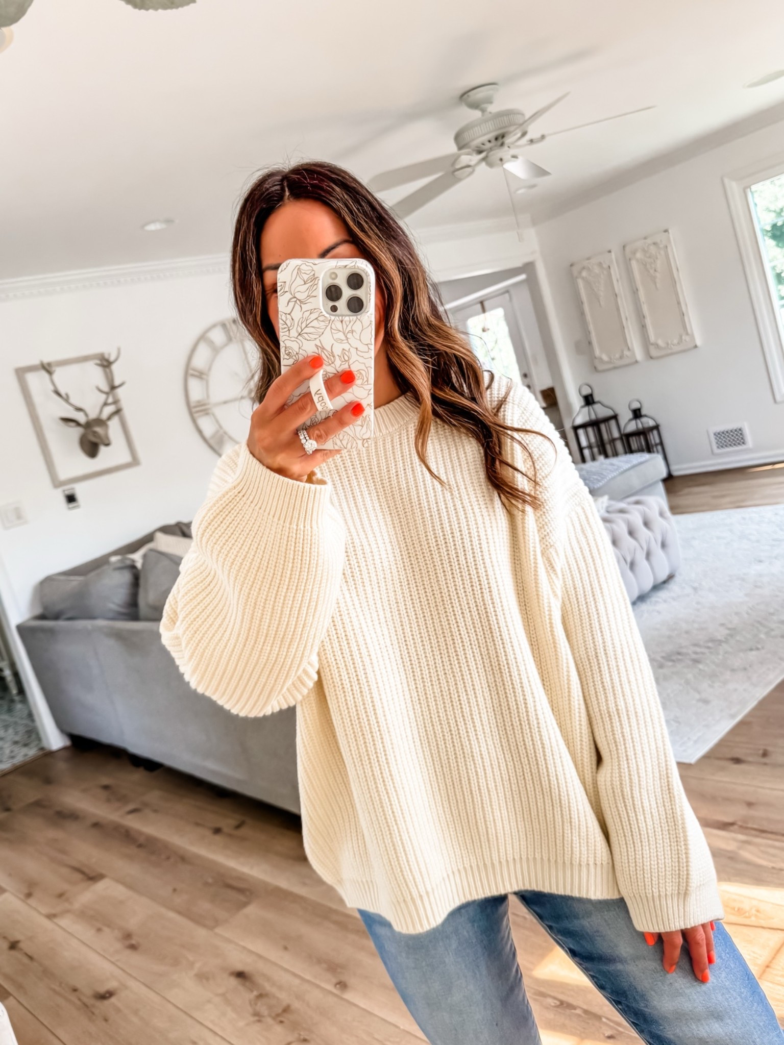 Small ivory sweater

#LTKOver40