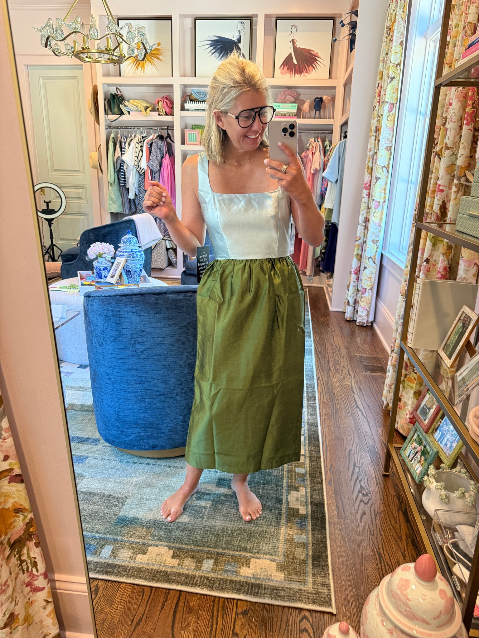 Tnuck Friends & Family Sale
9/22-9/24
15% off orders over $250
20% off orders over $500
Code: FAMILY

I’m in a 2 and it’s LOVELY!

#LTKdayinmylife #LTKootd #LTKWedding