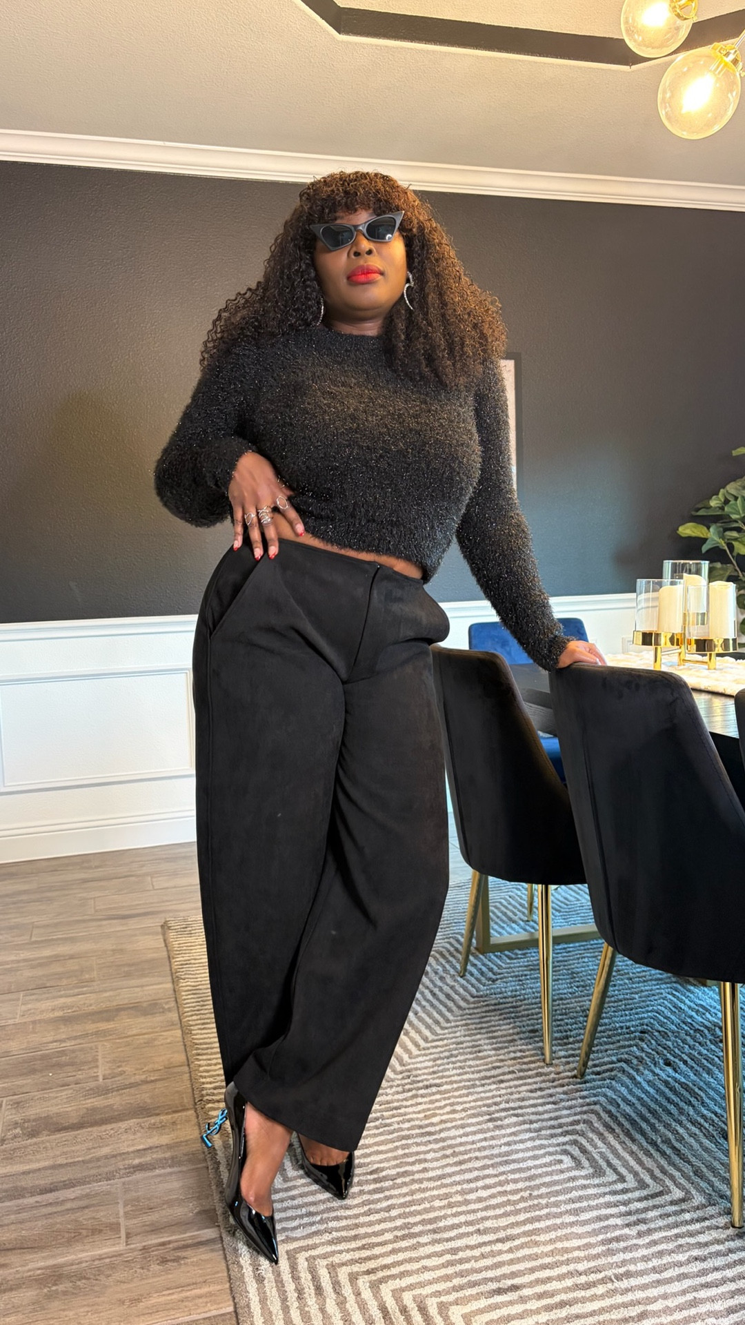 Holidays call for rich textures it soft knit up top, sleek suede down below. Consider me fully perSUEDEd🤩🖤

Sweater: @marshalls
Pants: @zara
Shoes: @ysl

#holidaystyle #suede #festivefashion #midsizefashion #momstyle#winteroutfit

#LTKHoliday #LTKootd #LTKSeasonal