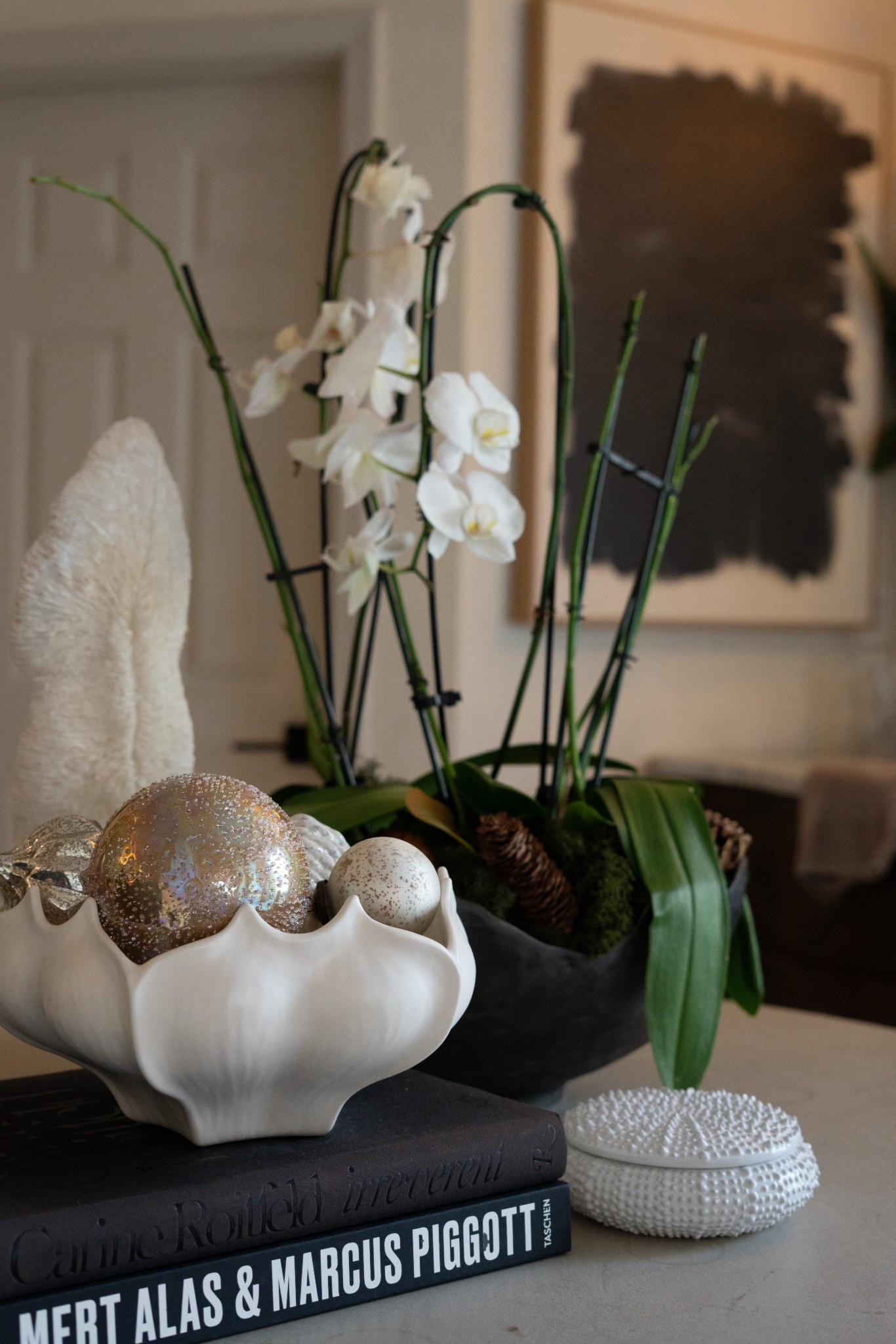 I love treating my home to Christmas gifts that feel festive and work beautifully all year long. And honestly, Wayfair makes it so easy — they have so many gorgeous pieces to choose from, and their fast shipping means everything actually arrives before Christmas morning.

#ad # Wayfair #wayfairpartner @wayfair

#LTKHome #LTKHoliday #LTKSeasonal