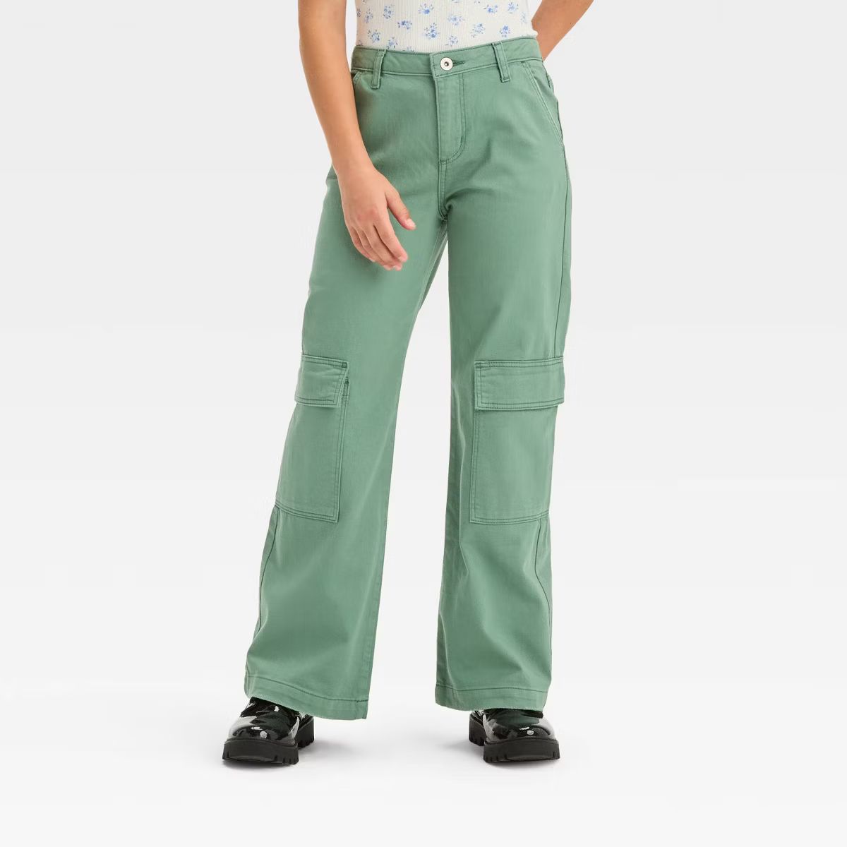 Girls' Mid-Rise Wide Leg Cargo Pant - art class™ | Target