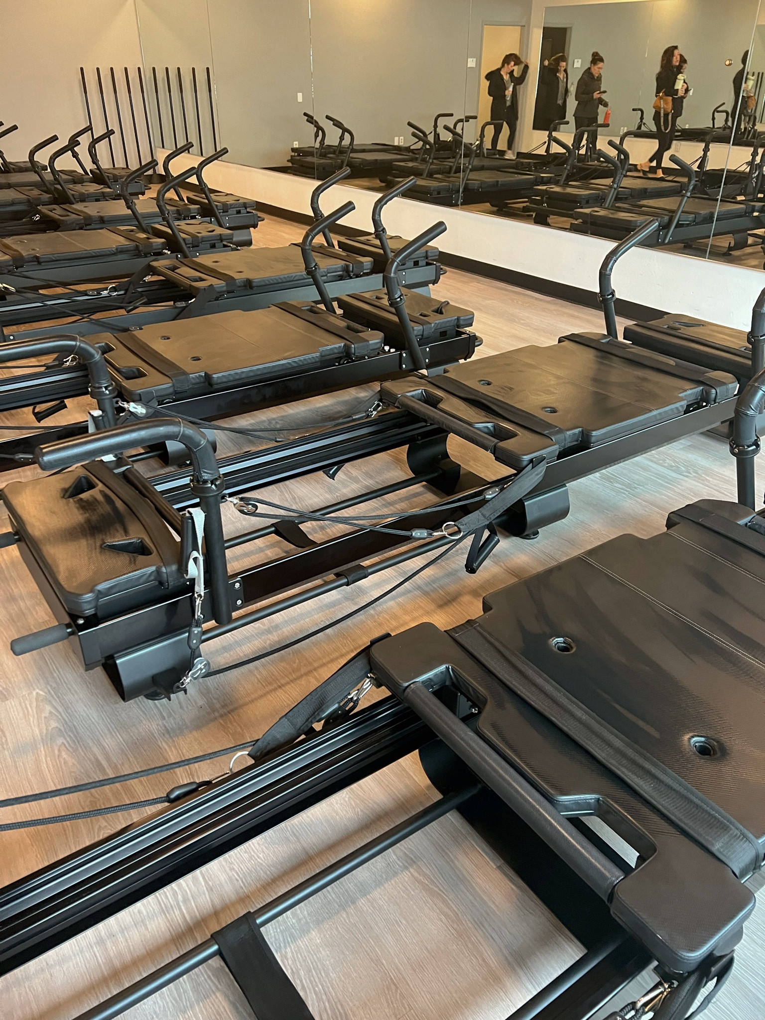 Morning lagree Pilates today. Sharing some of my favorite Pilates class items

#LTKstyletip