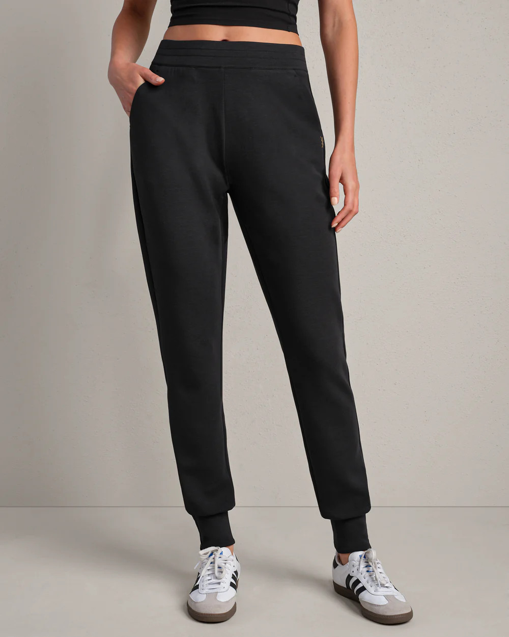 DreamGlow™ Tapered Pant | Rhone