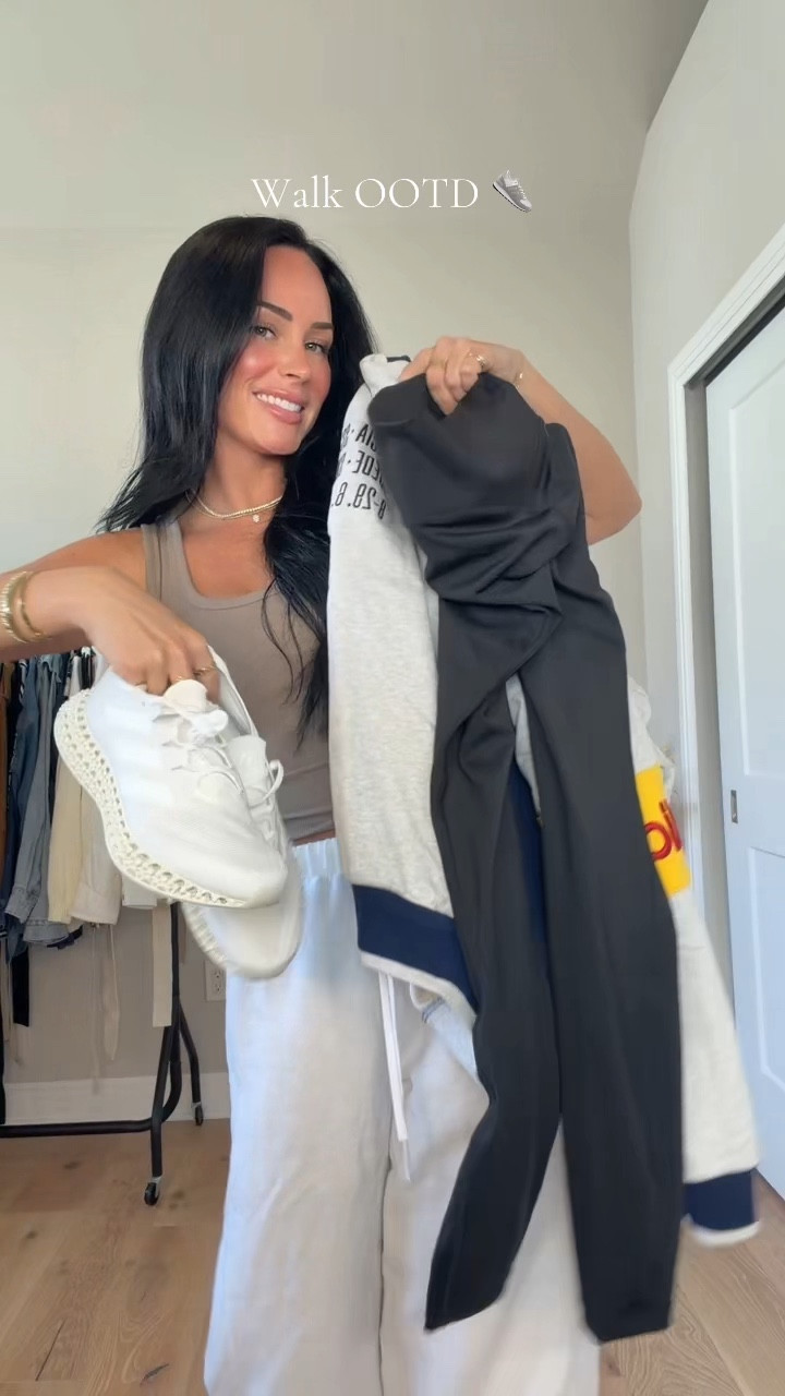 cute @adidas walk OOTD ✨👟
 #adidaspartner #createdwithadidas
