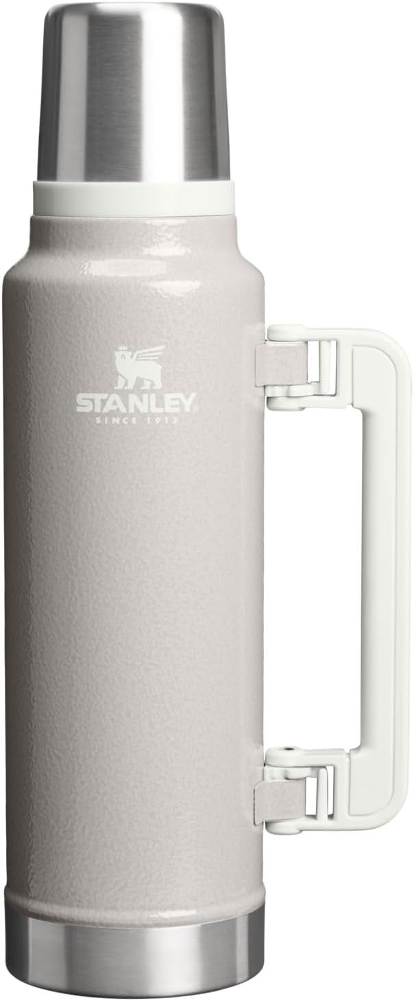 Stanley Classic Legendary Vacuum Bottle | Amazon (US)