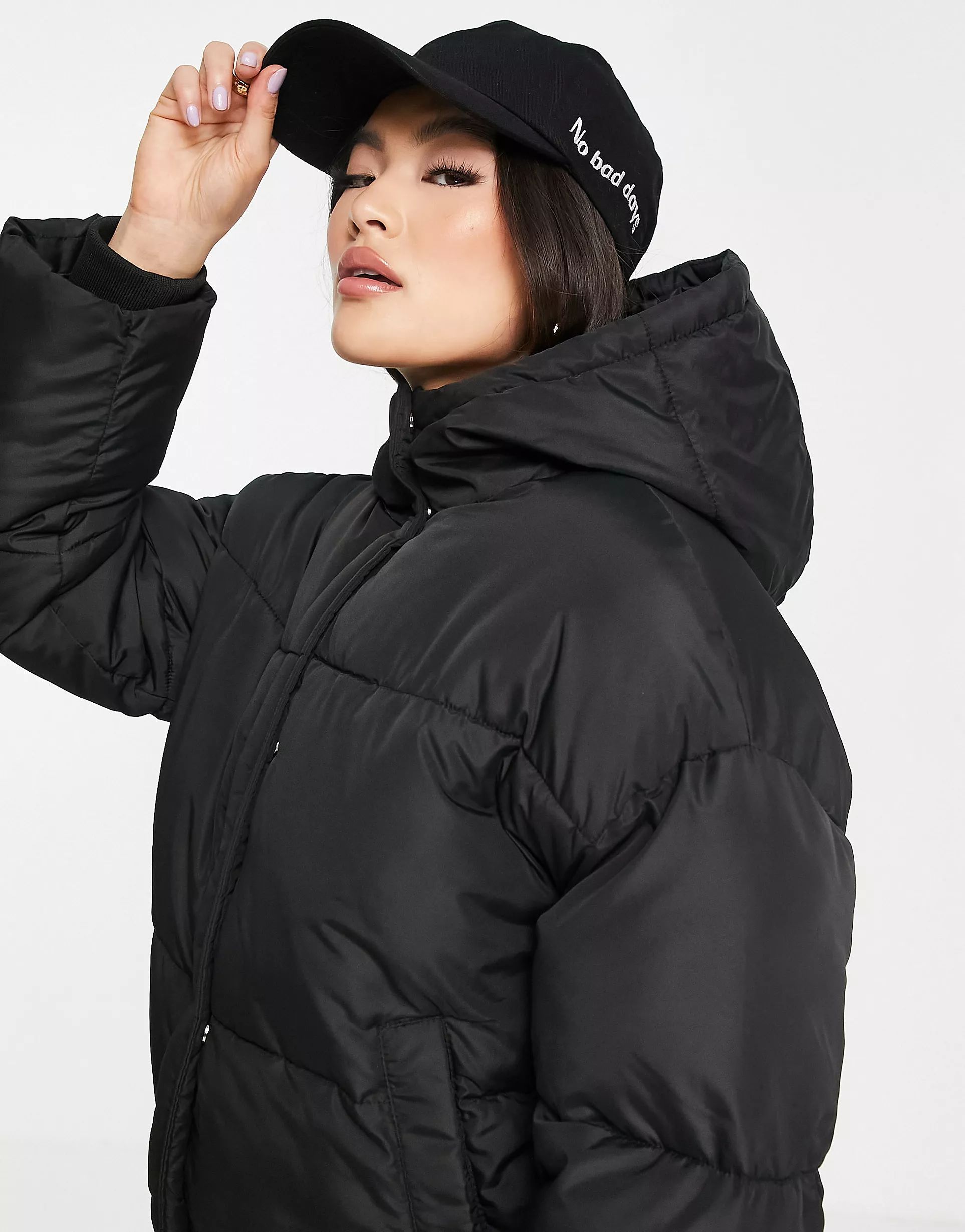 NA-KD padded short jacket with hood in black | ASOS (Global)